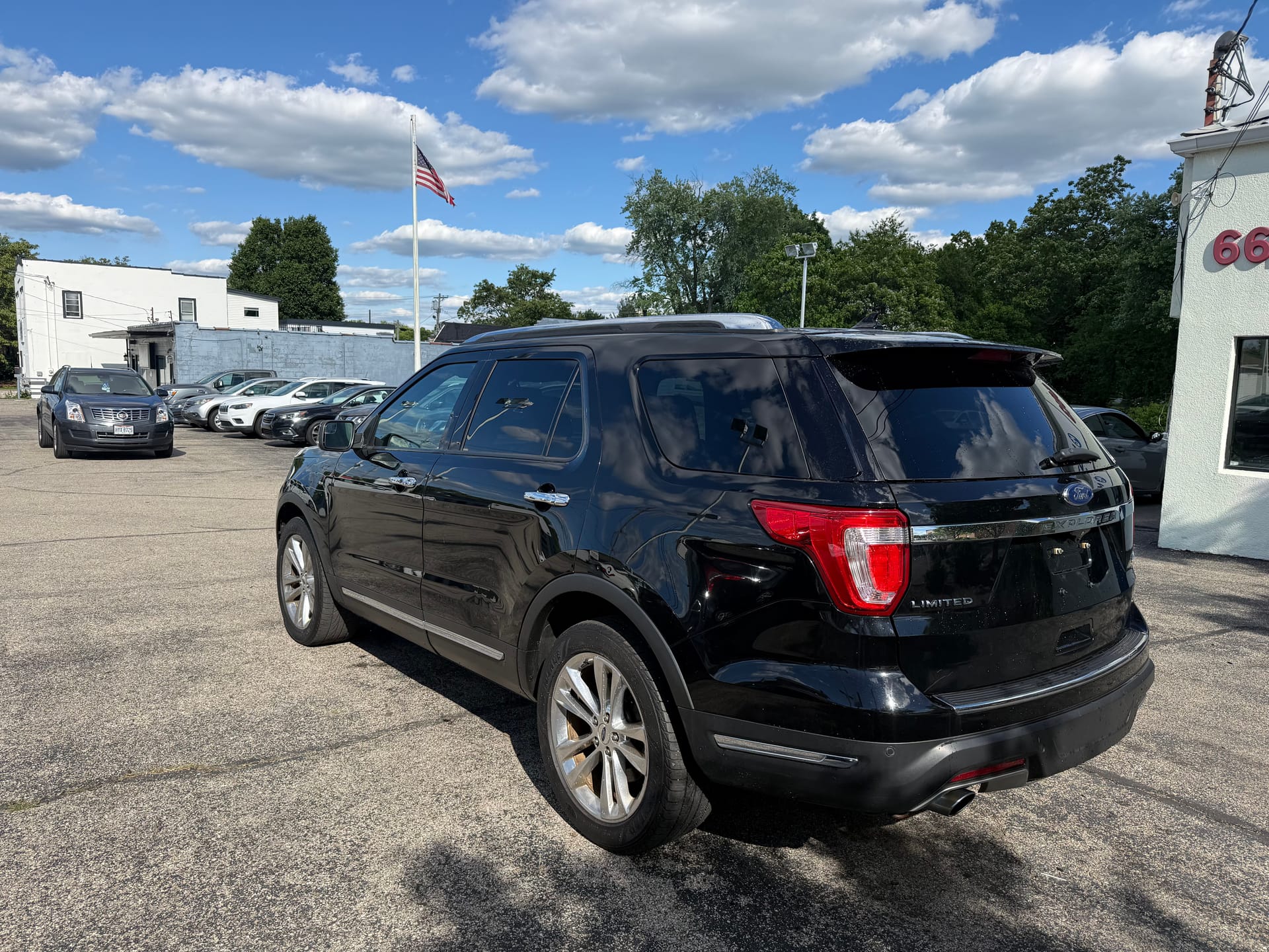2018 FORD EXPLORER - Gallery Image
