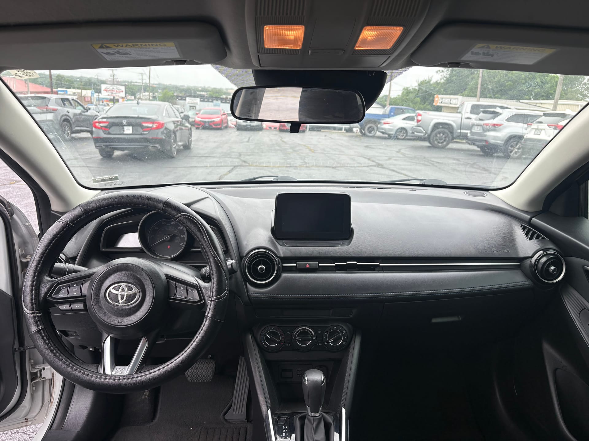 2019 TOYOTA YARIS - Gallery Image