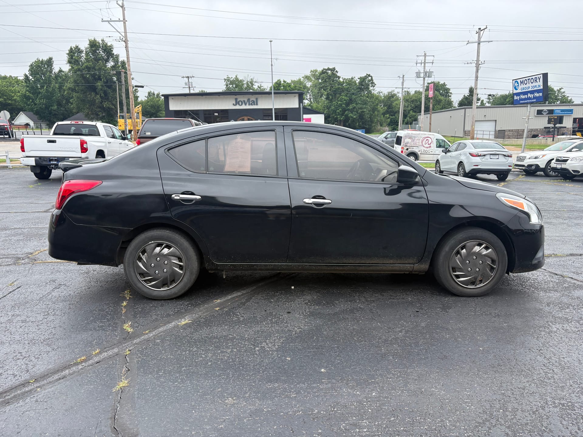 2019 NISSAN VERSA - Gallery Image