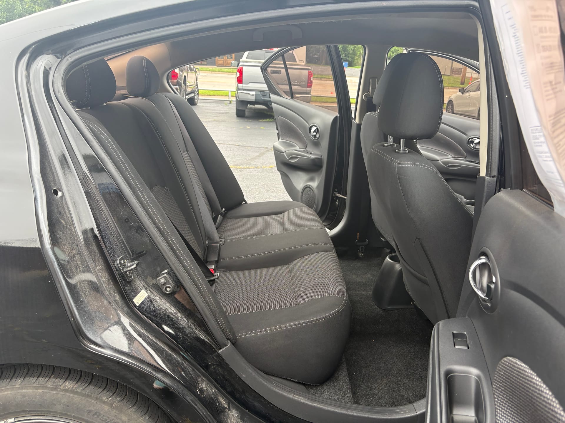 2019 NISSAN VERSA - Gallery Image