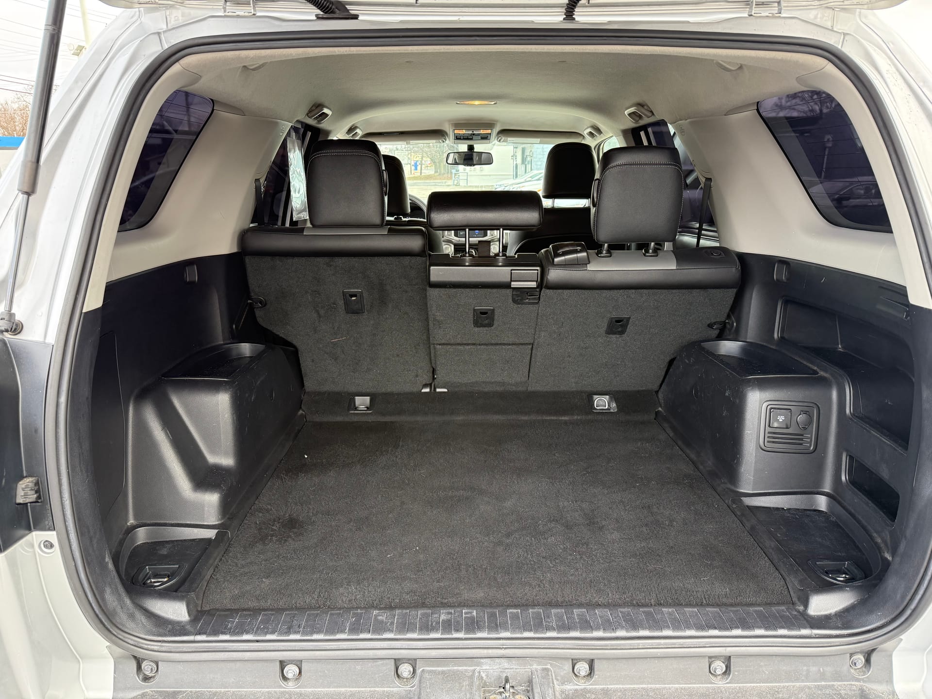 2017 TOYOTA 4RUNNER - Gallery Image