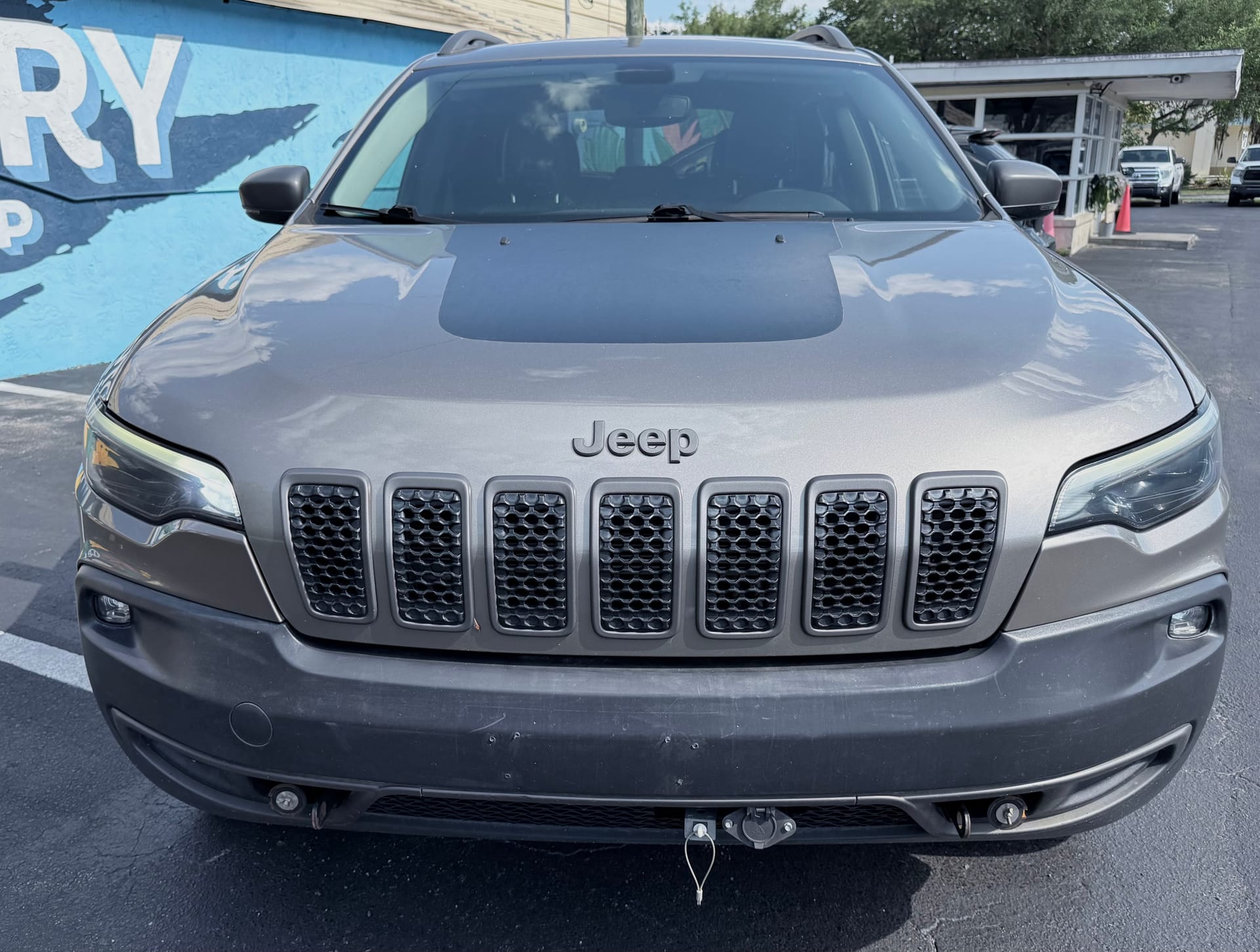2019 JEEP CHEROKEE TRAILHAWK - Gallery Image