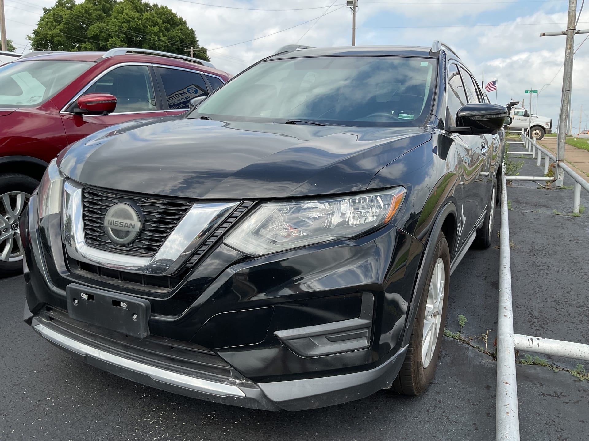 2018 NISSAN ROGUE - Gallery Image