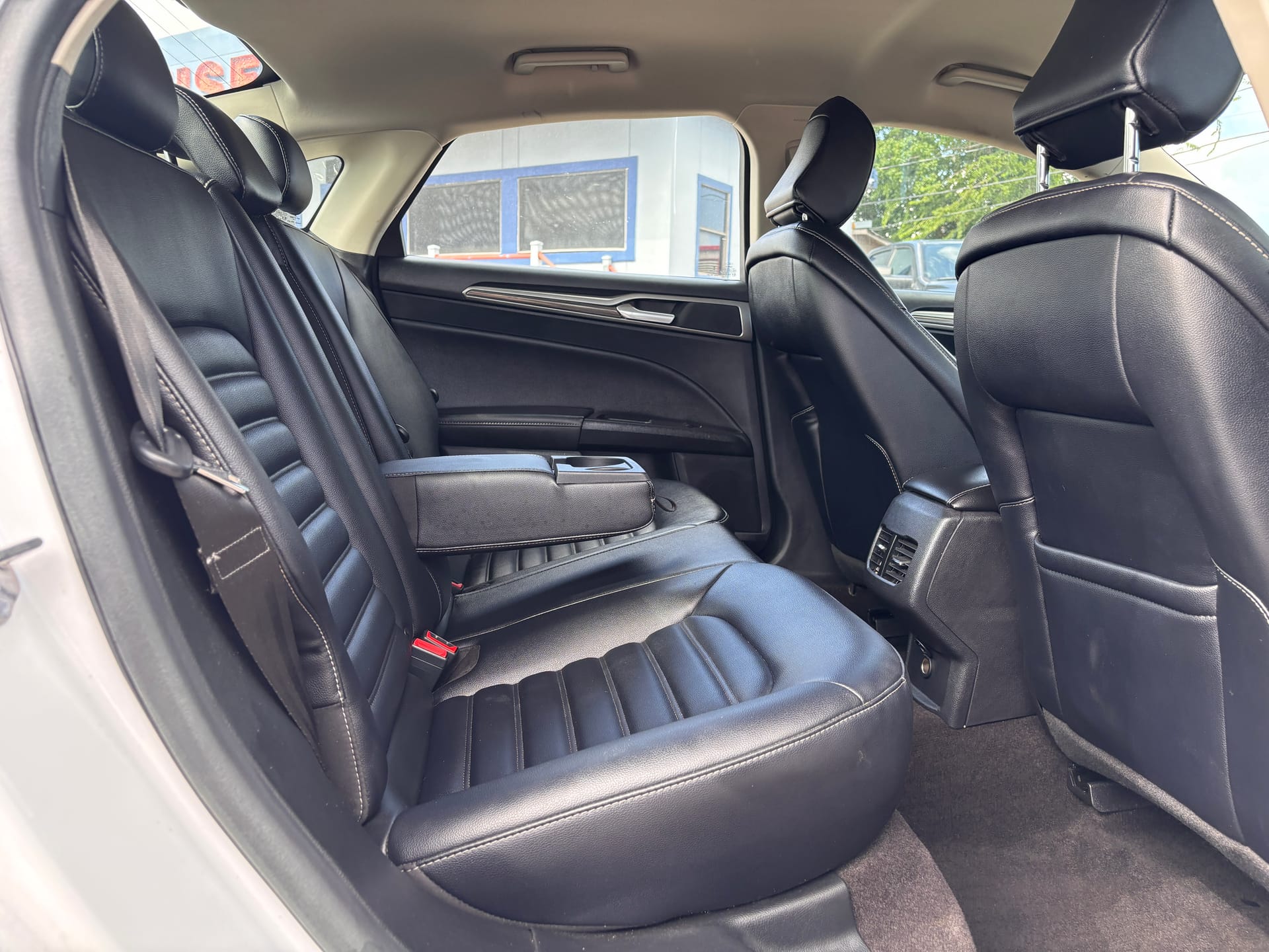 2020 FORD FUSION - Gallery Image