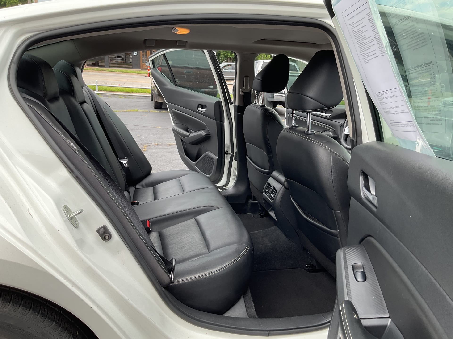 2019 NISSAN ALTIMA - Gallery Image