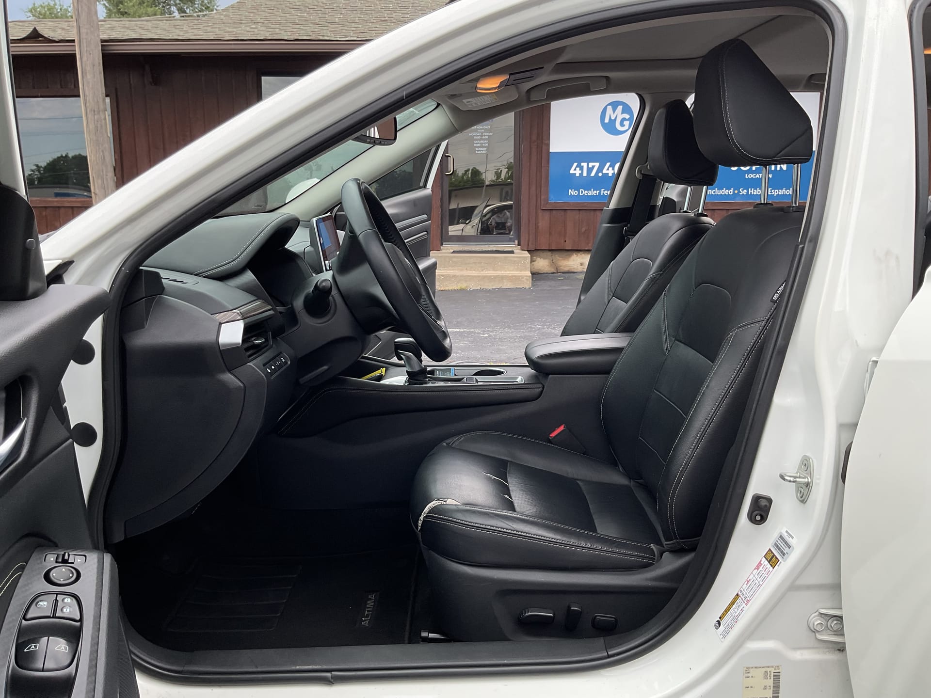 2019 NISSAN ALTIMA - Gallery Image