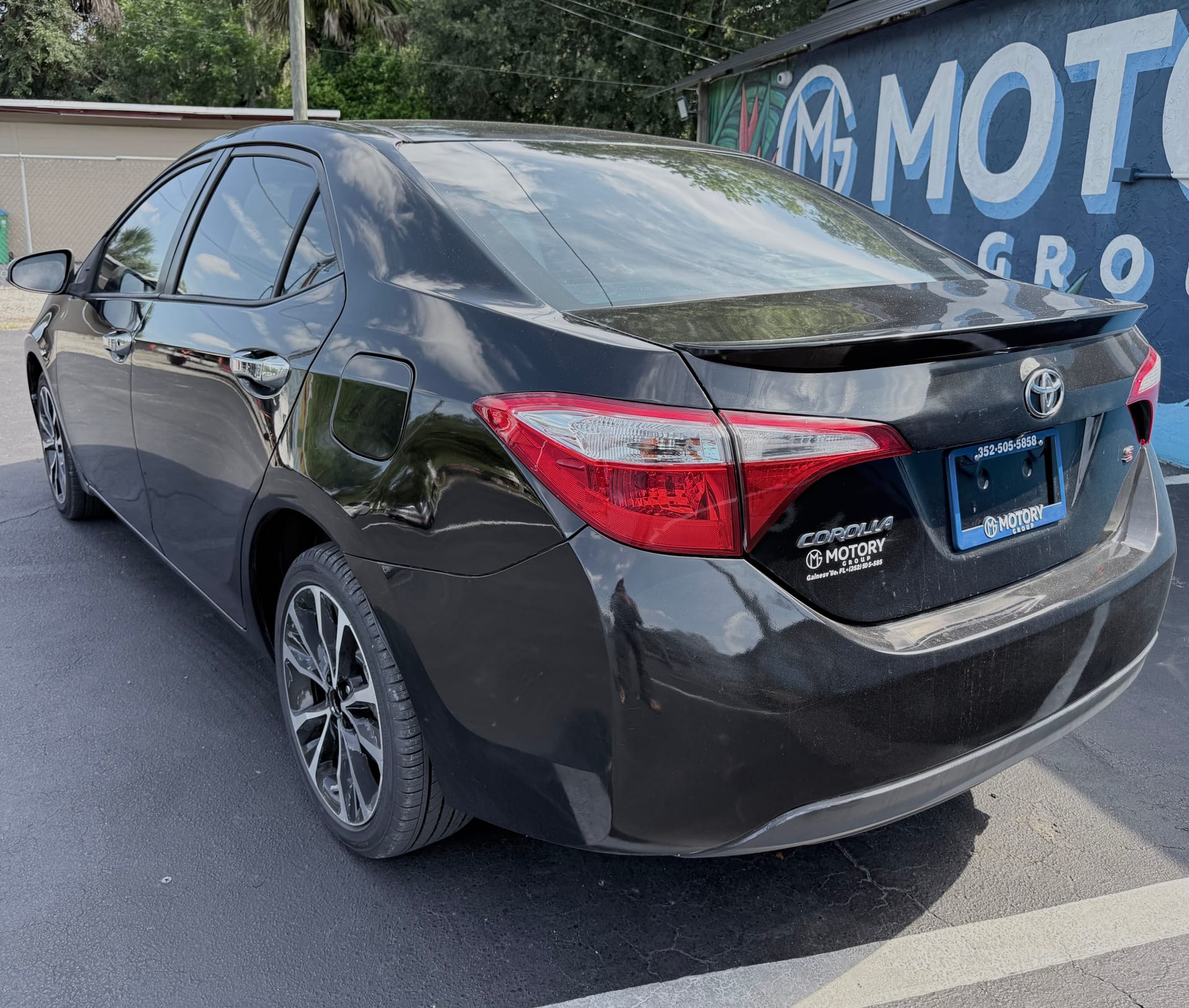 2015 TOYOTA COROLLA - Gallery Image