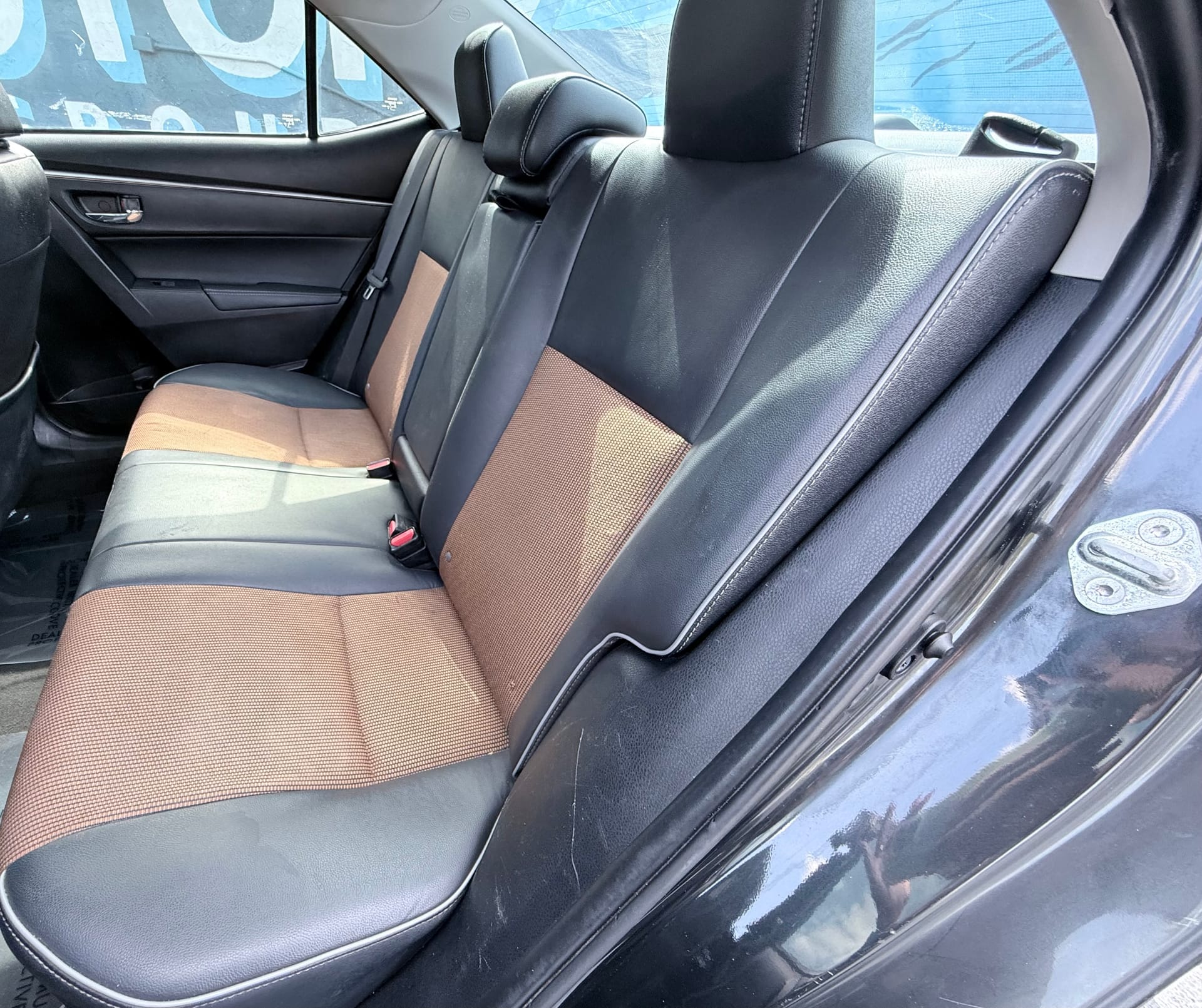 2015 TOYOTA COROLLA - Gallery Image