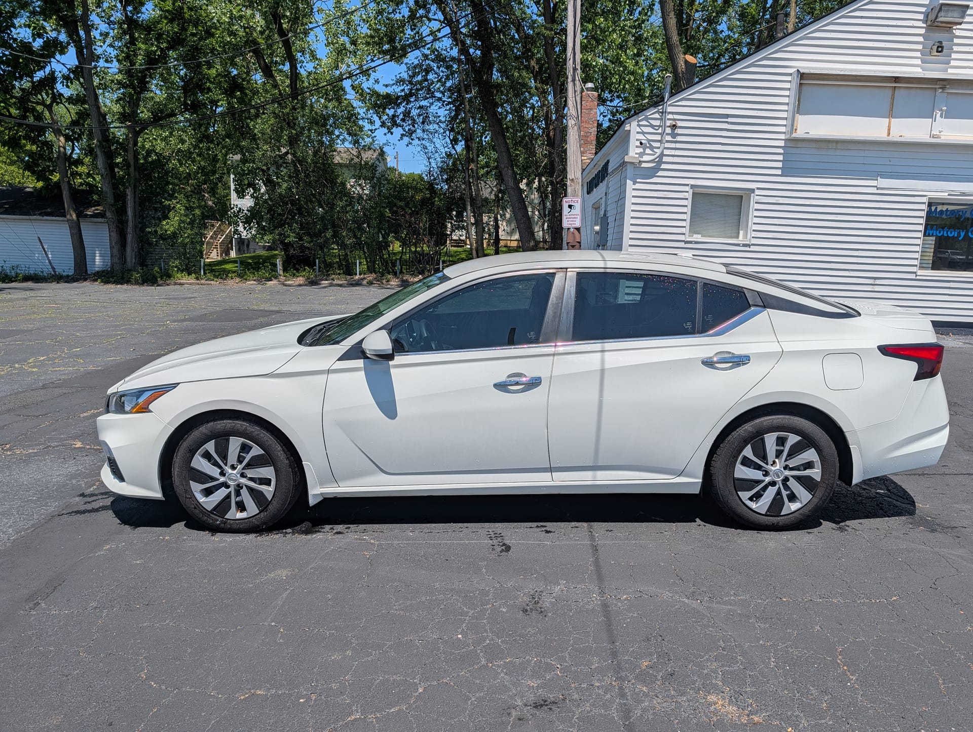 2019 NISSAN ALTIMA - Gallery Image