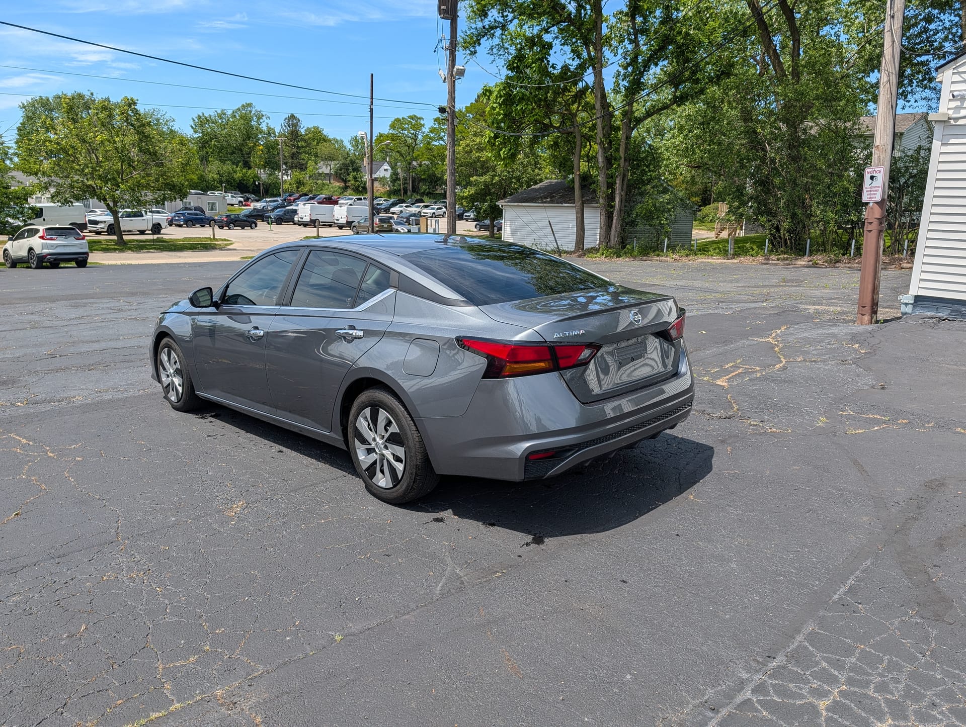 2020 NISSAN ALTIMA - Gallery Image
