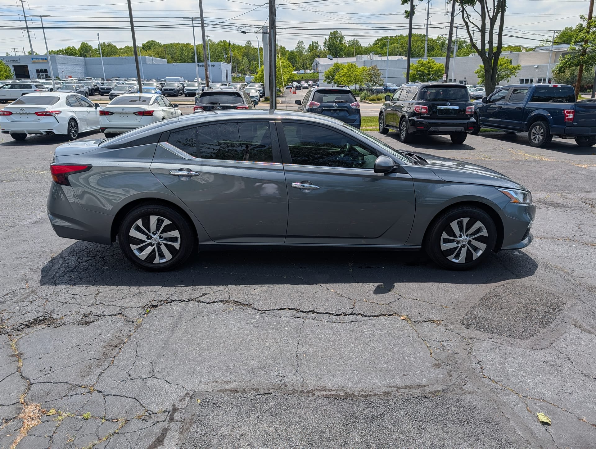 2020 NISSAN ALTIMA - Gallery Image