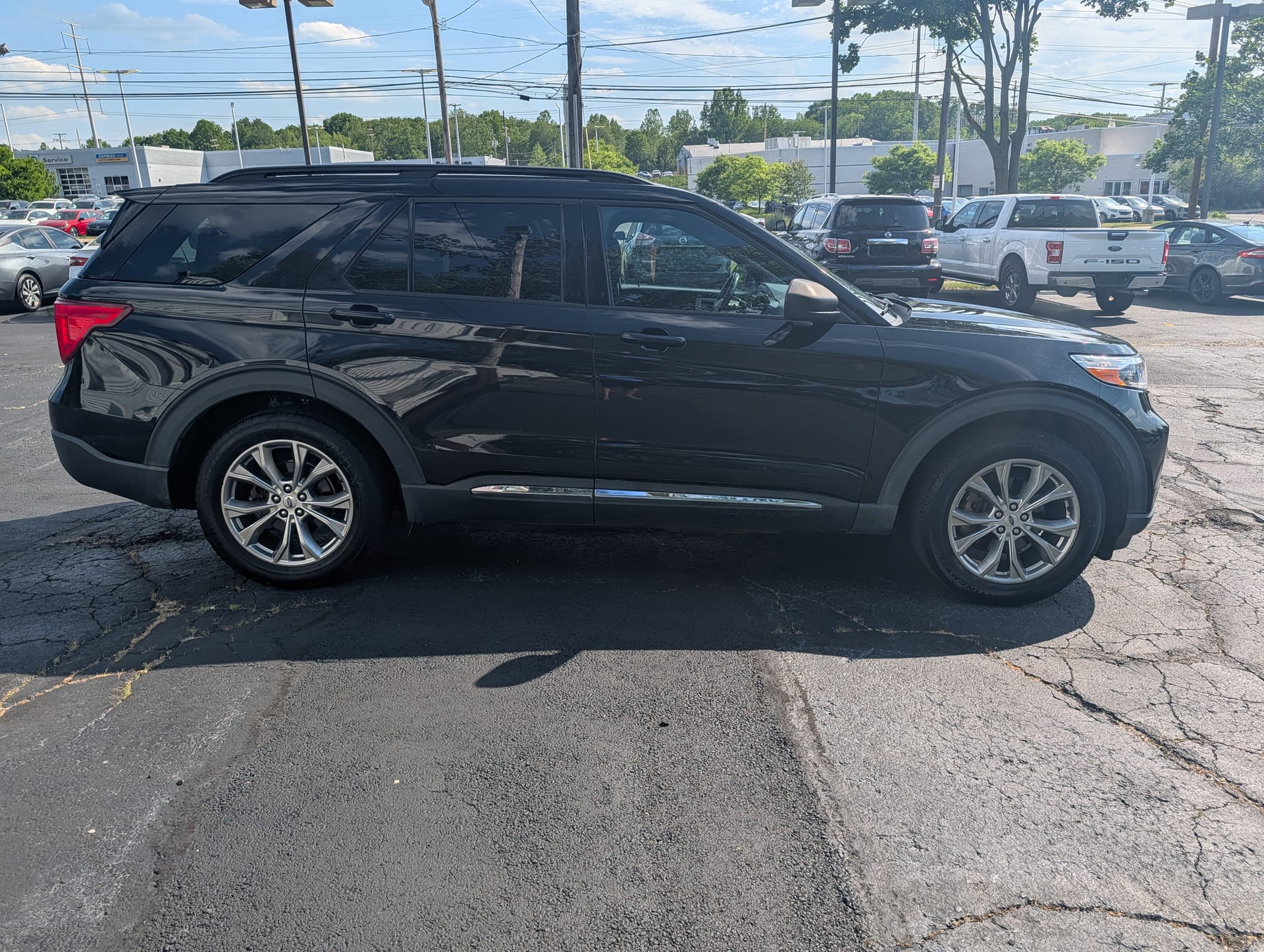 2020 FORD EXPLORER - Gallery Image
