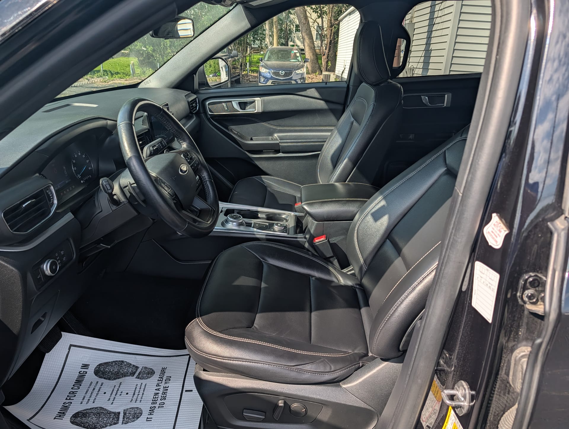2020 FORD EXPLORER - Gallery Image