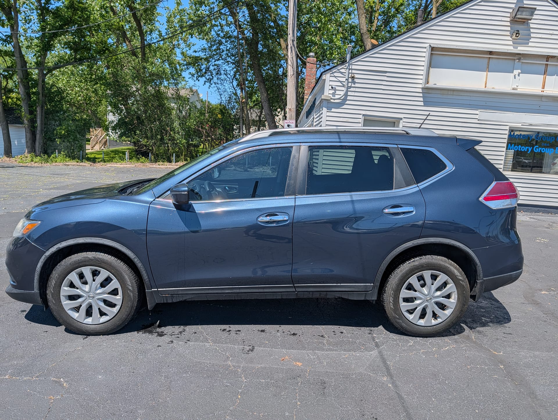 2016 NISSAN ROGUE - Gallery Image