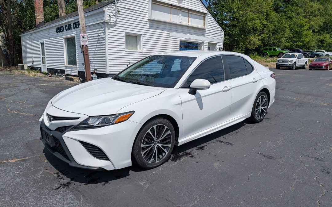 2019 TOYOTA CAMRY