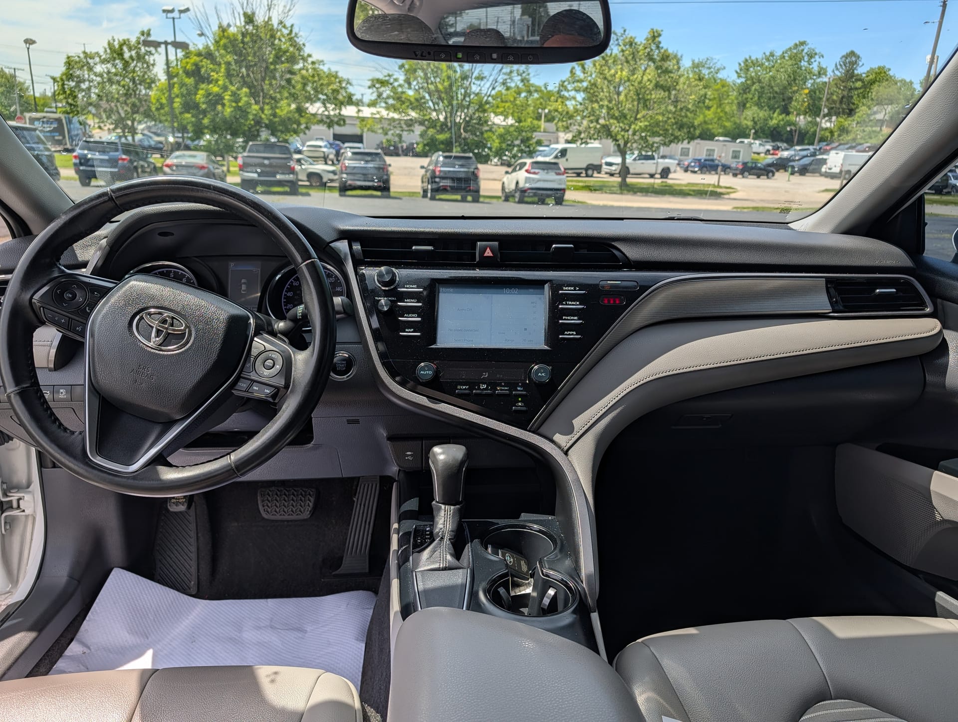 2019 TOYOTA CAMRY - Gallery Image