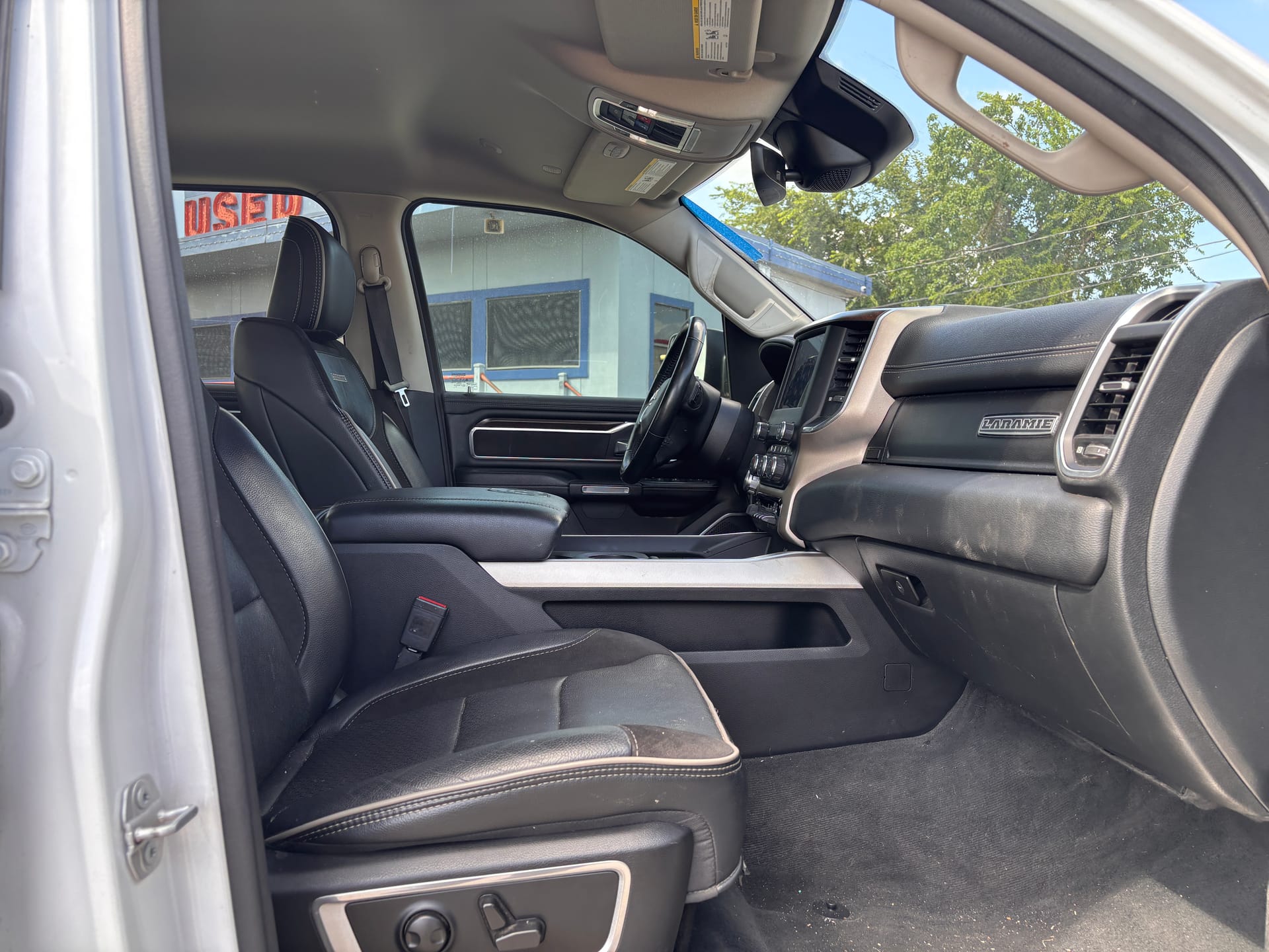 2022 RAM 1500 - Gallery Image