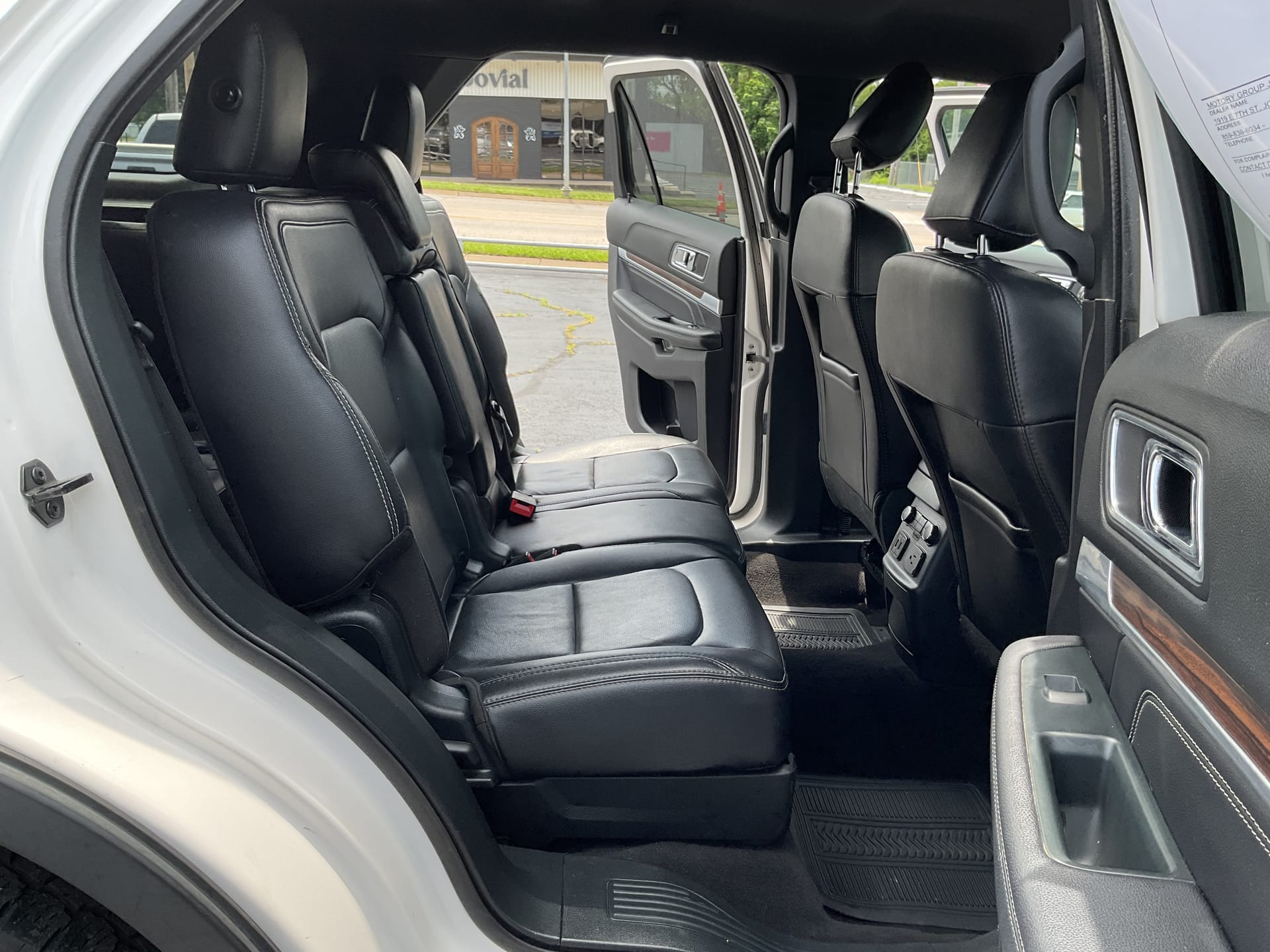 2019 FORD EXPLORER - Gallery Image