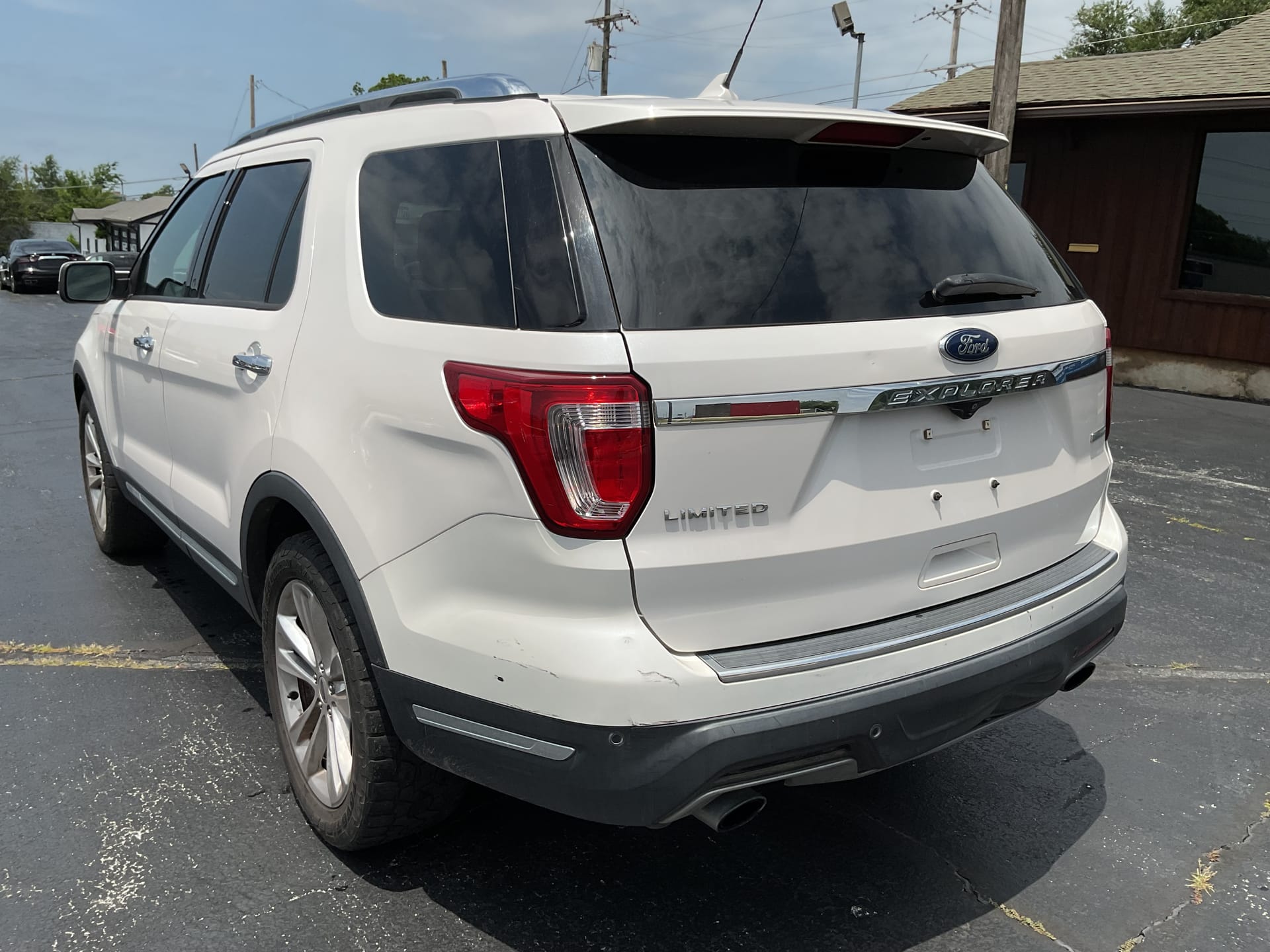 2019 FORD EXPLORER - Gallery Image