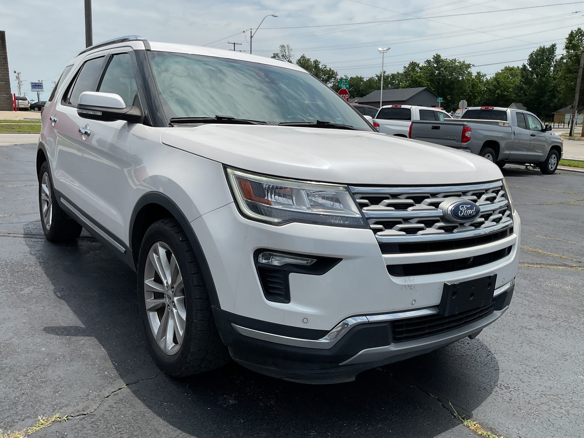 2019 FORD EXPLORER - Gallery Image