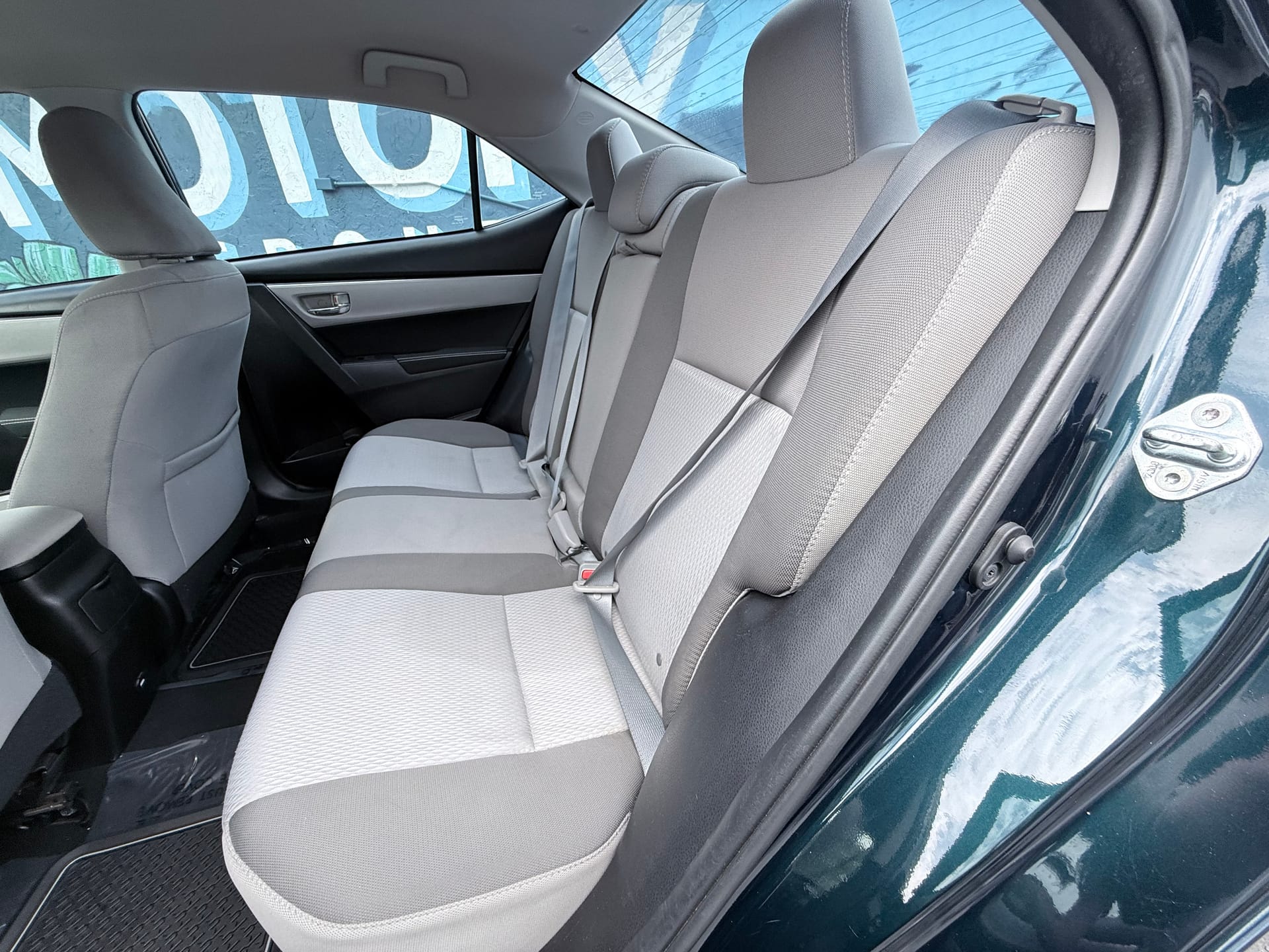 2017 TOYOTA COROLLA - Gallery Image