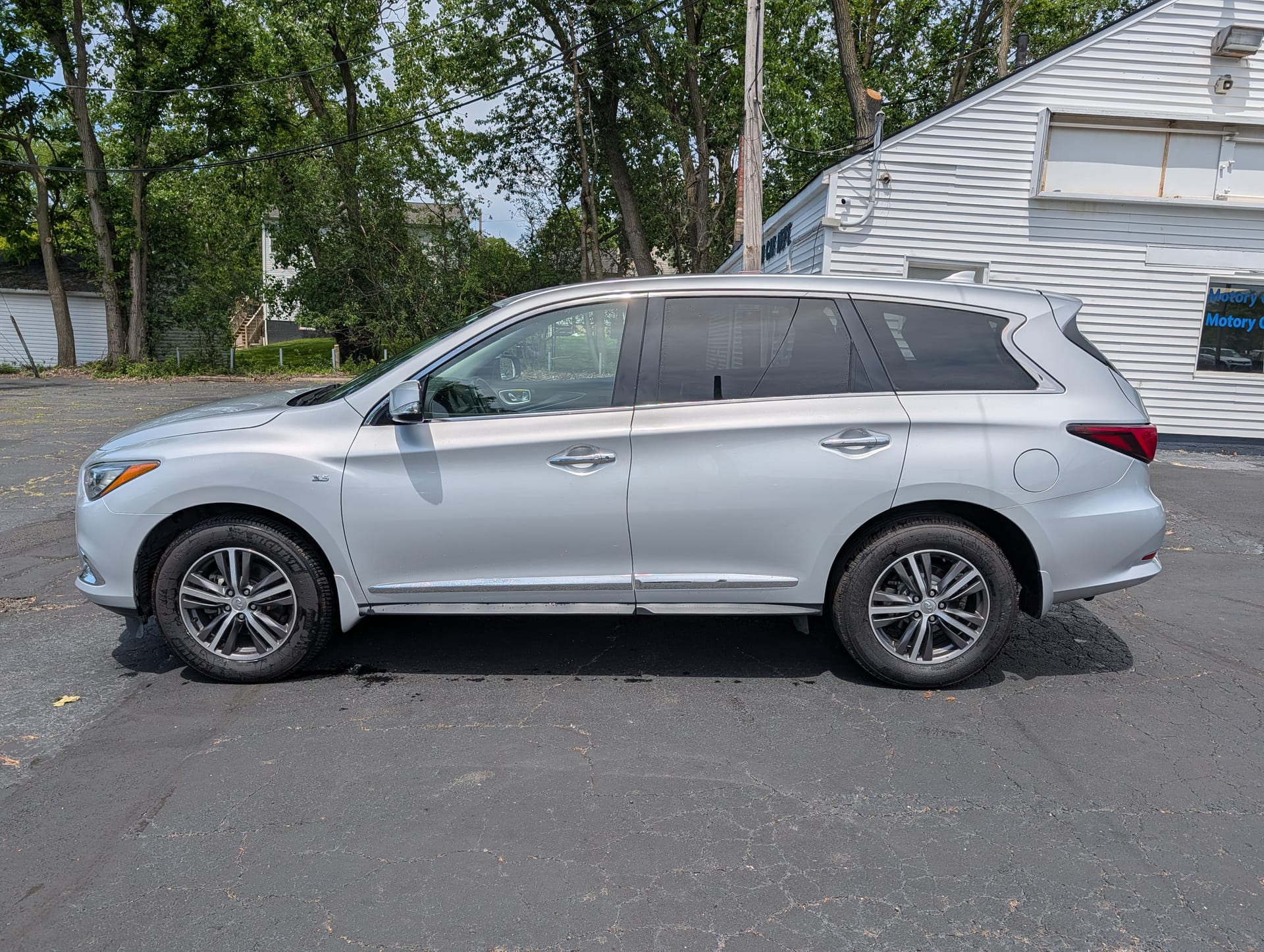 2019 INFINITI QX60 - Gallery Image