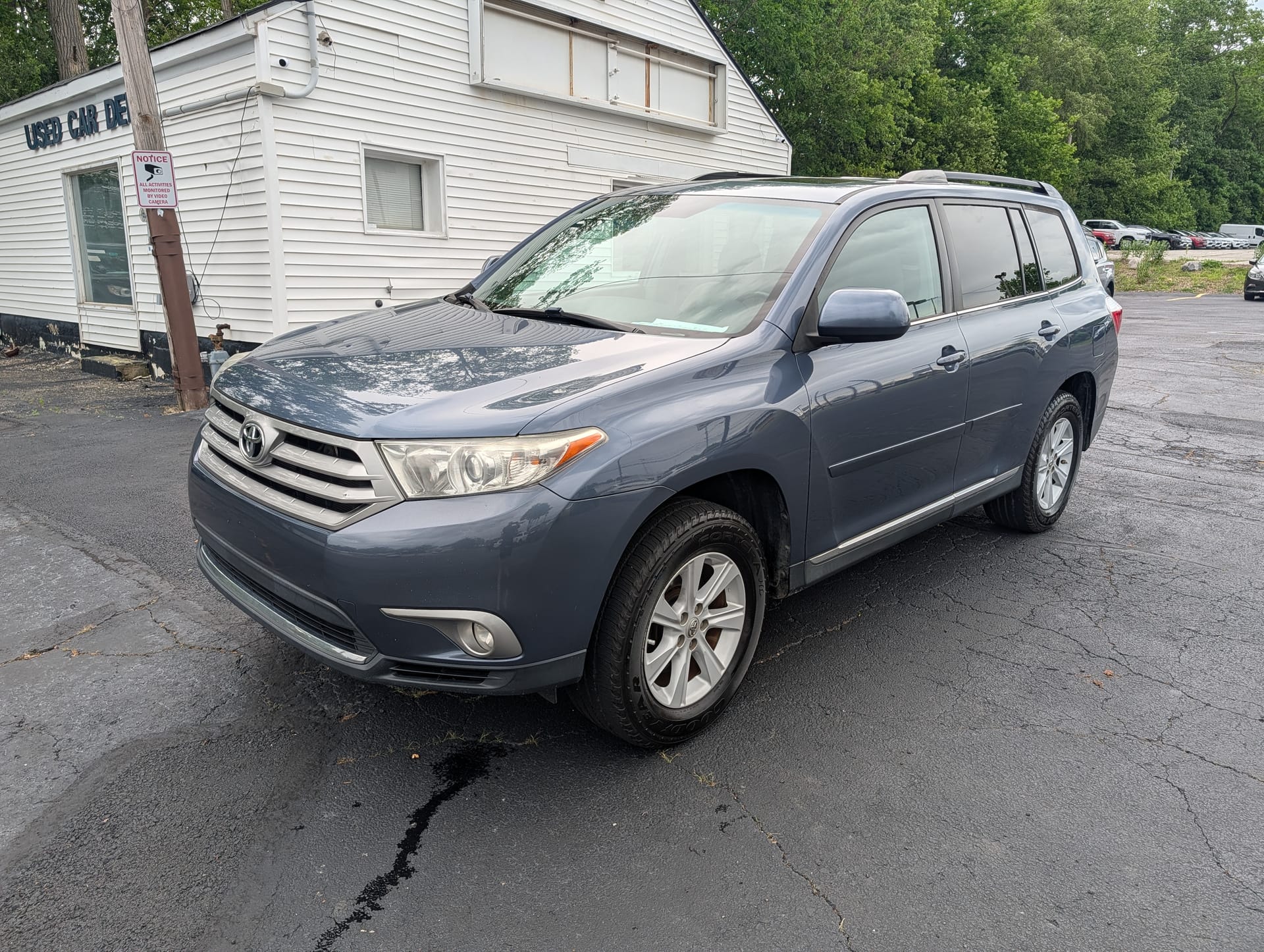 2013 TOYOTA HIGHLANDER - Gallery Image