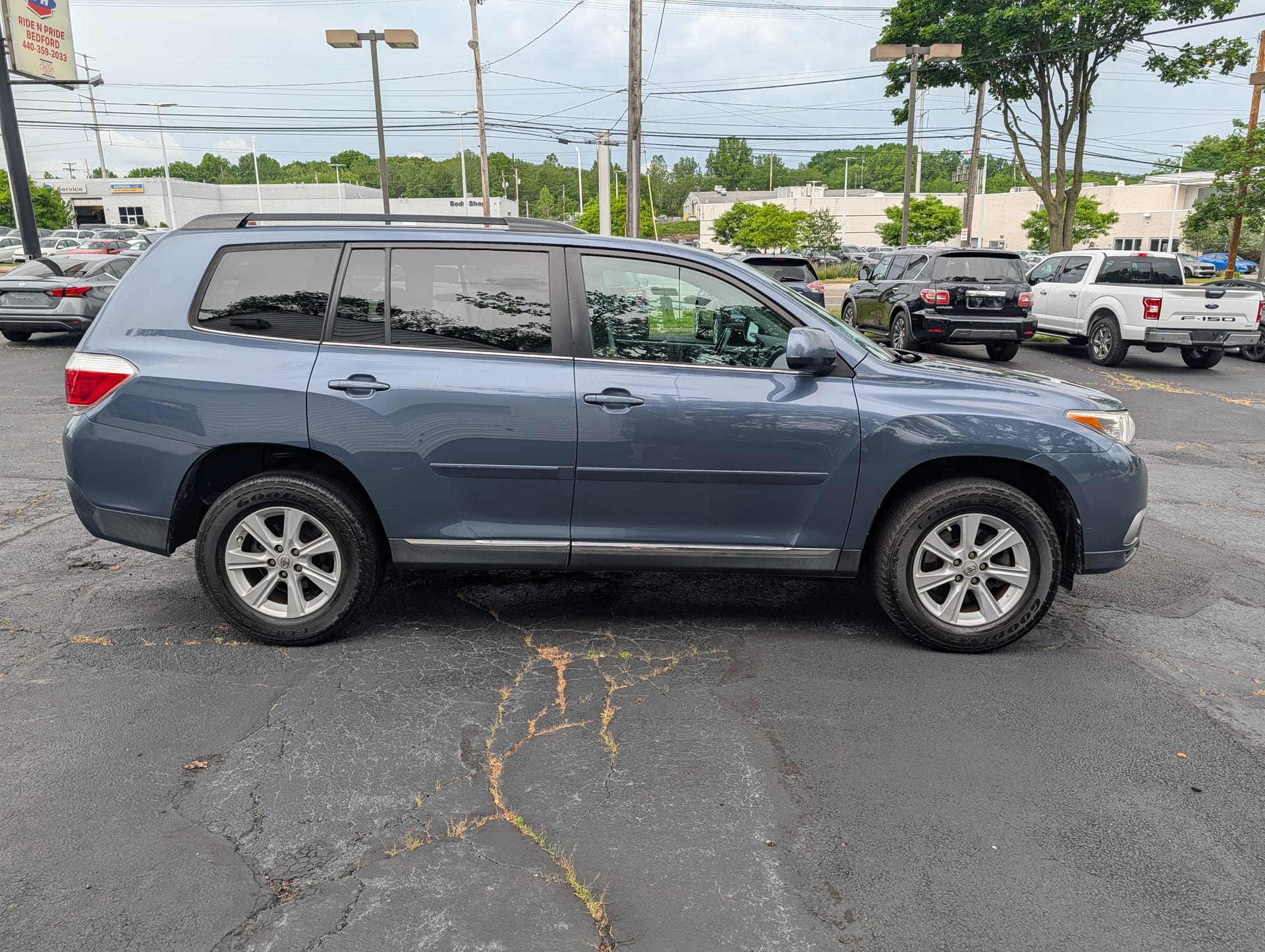 2013 TOYOTA HIGHLANDER - Gallery Image
