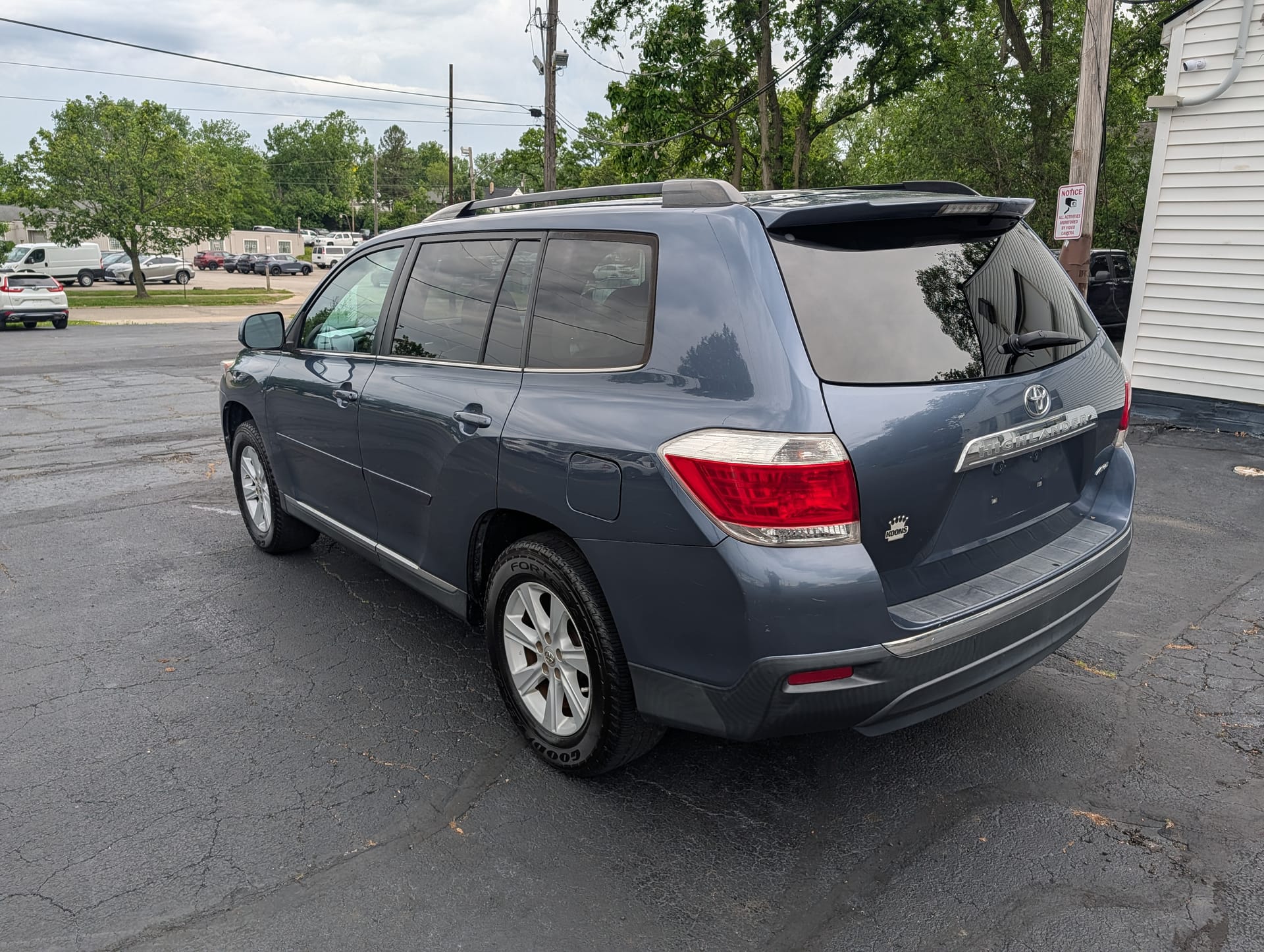 2013 TOYOTA HIGHLANDER - Gallery Image