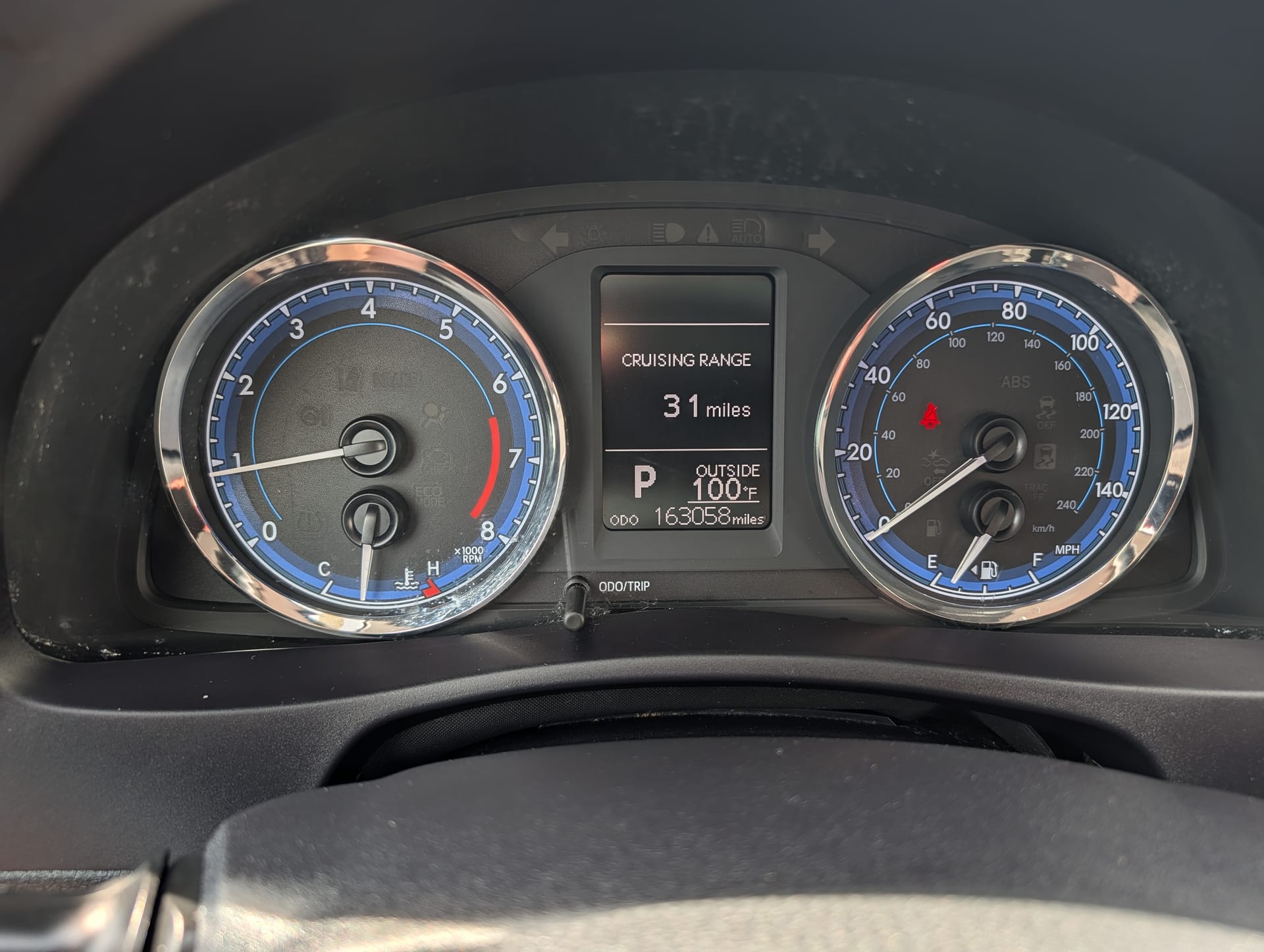 2018 TOYOTA COROLLA - Gallery Image