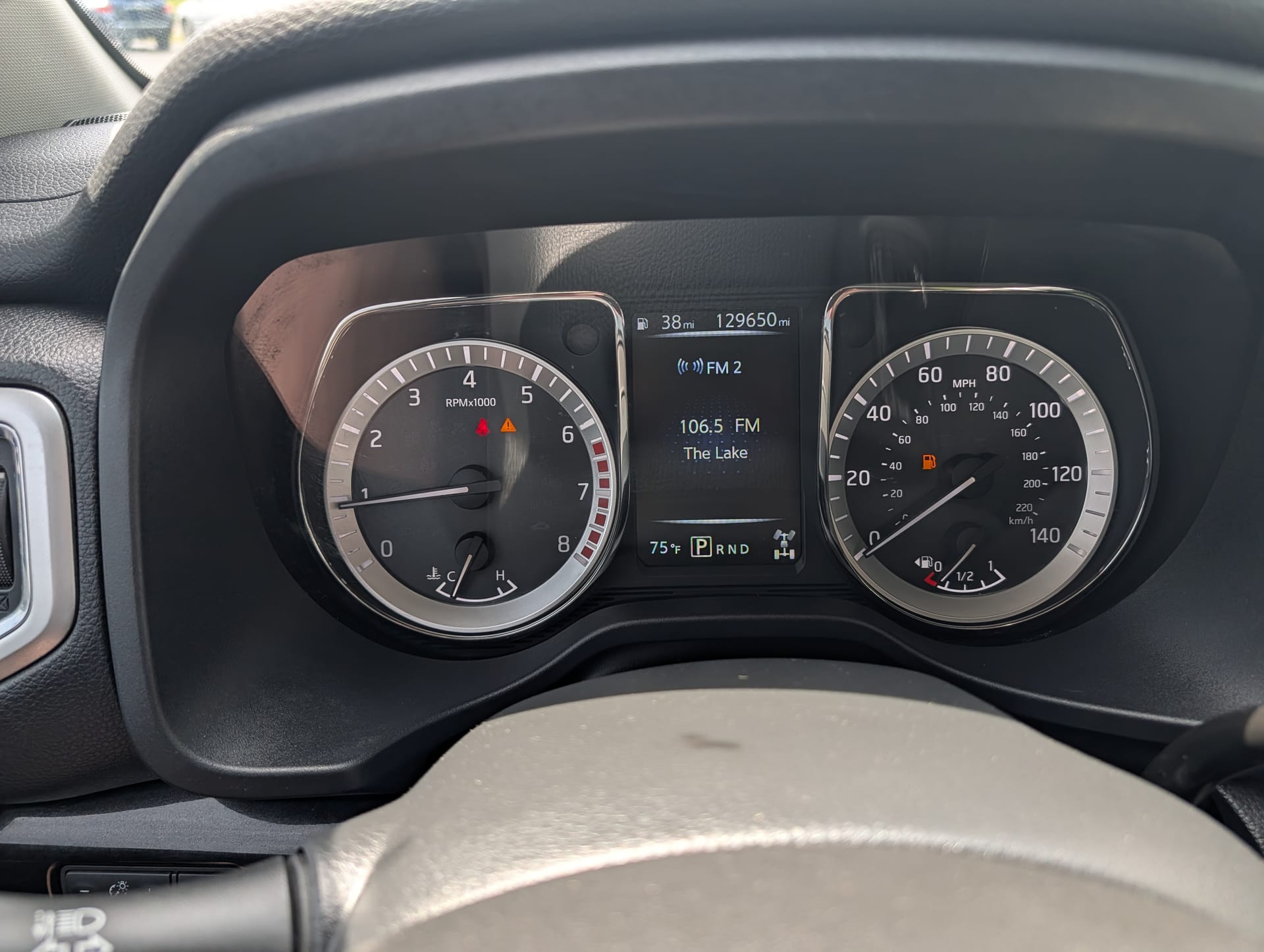 2017 NISSAN TITAN - Gallery Image