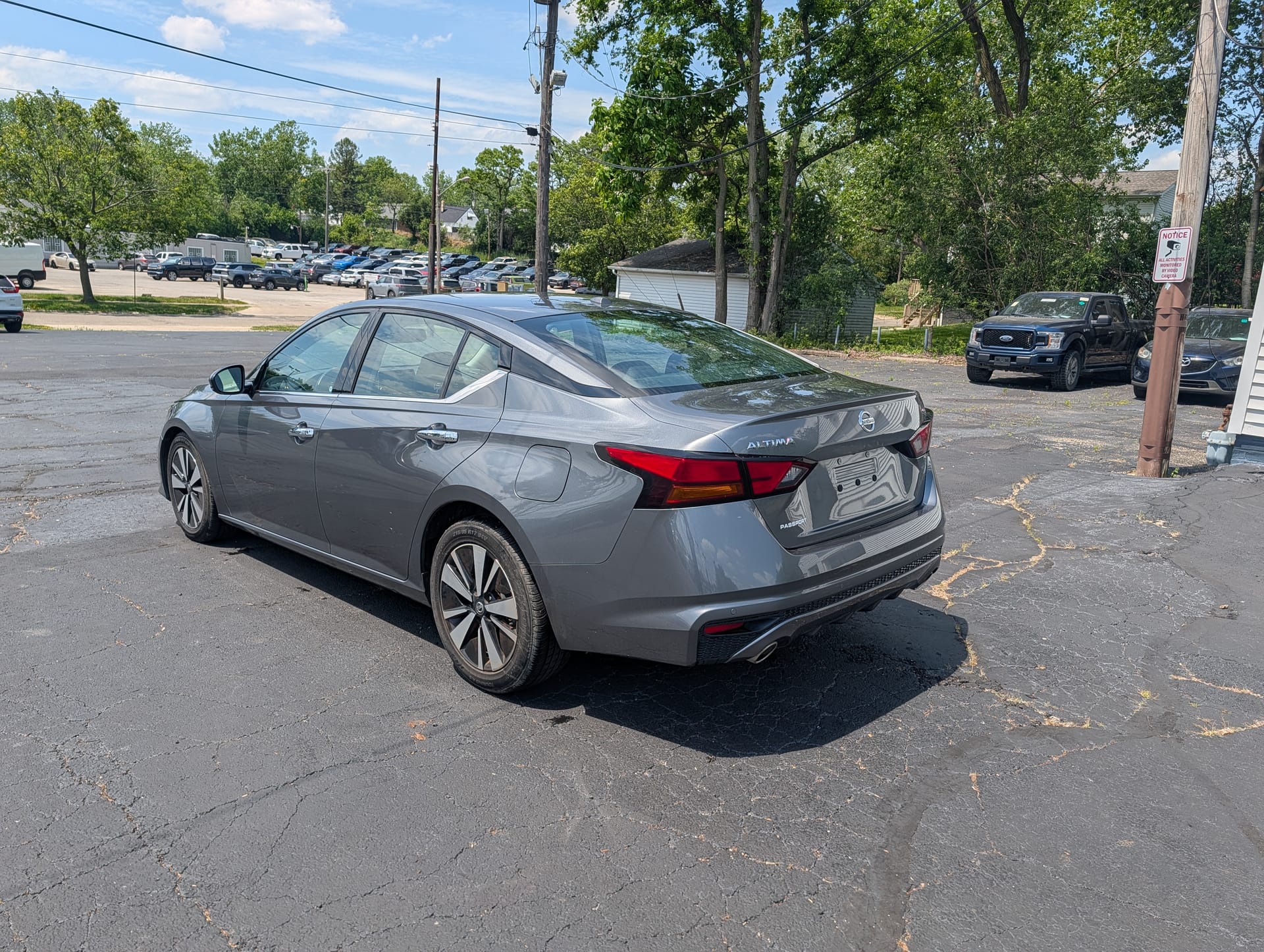 2019 NISSAN ALTIMA - Gallery Image
