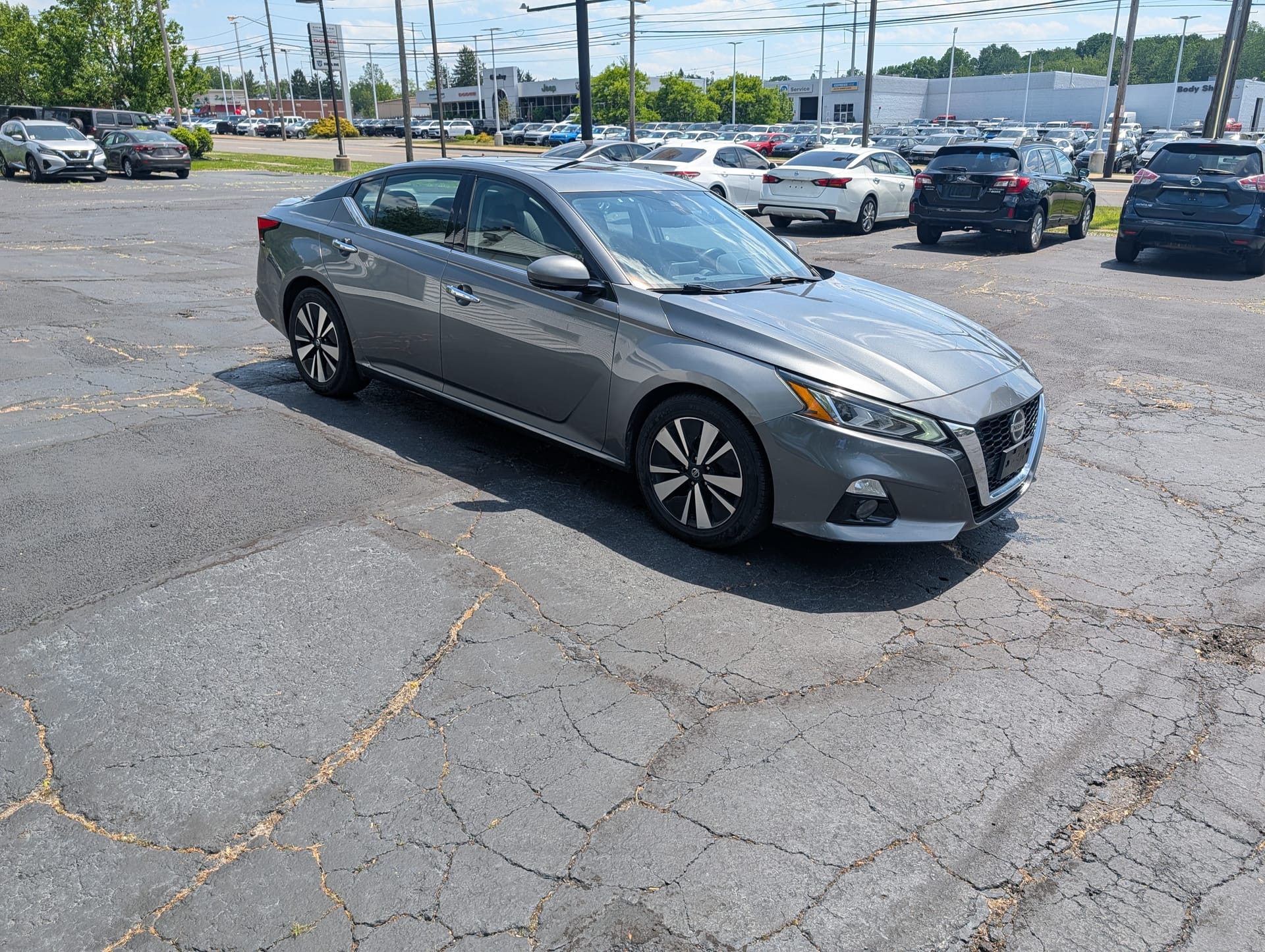 2019 NISSAN ALTIMA - Gallery Image