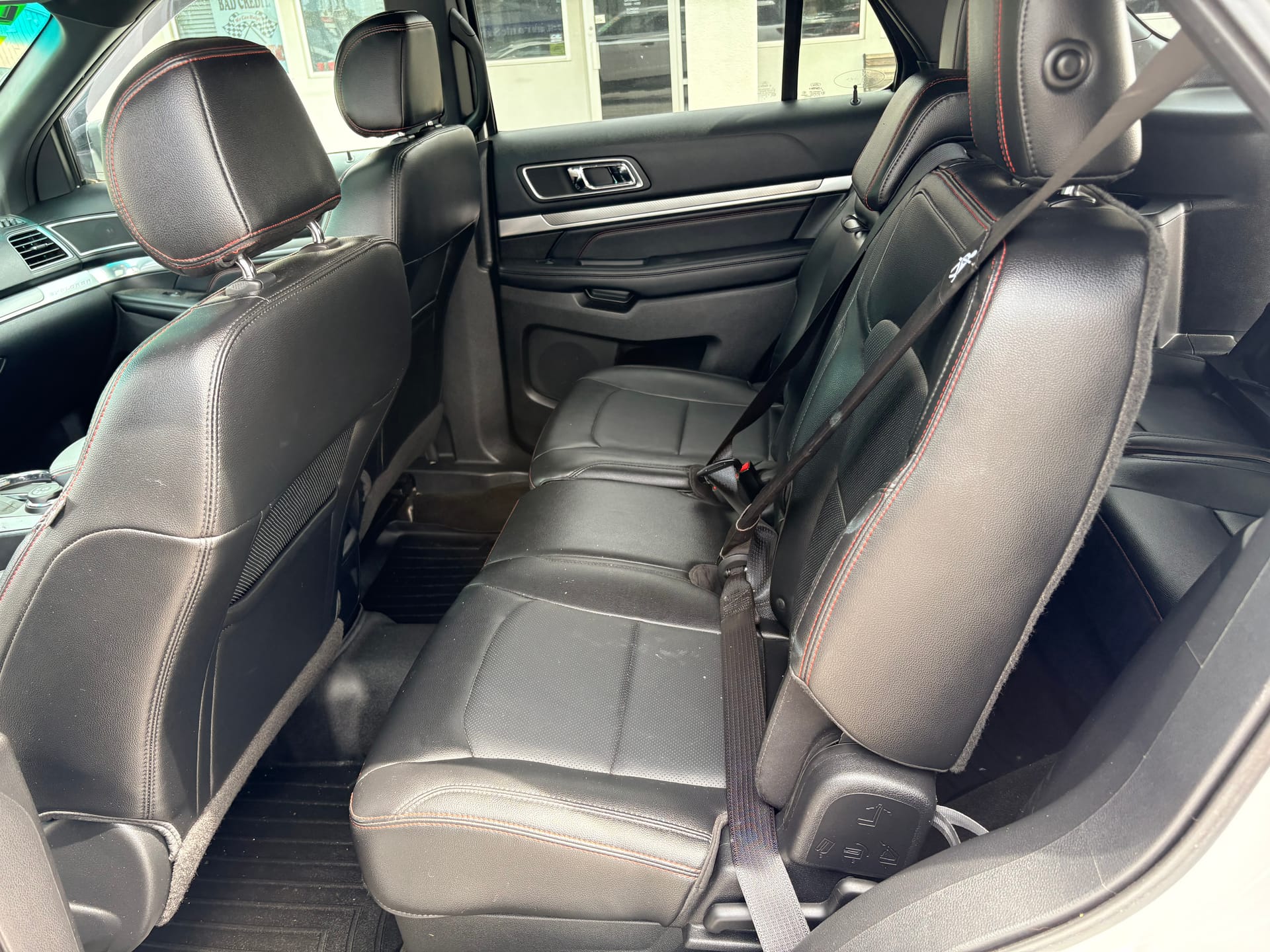 2016 FORD EXPLORER - Gallery Image