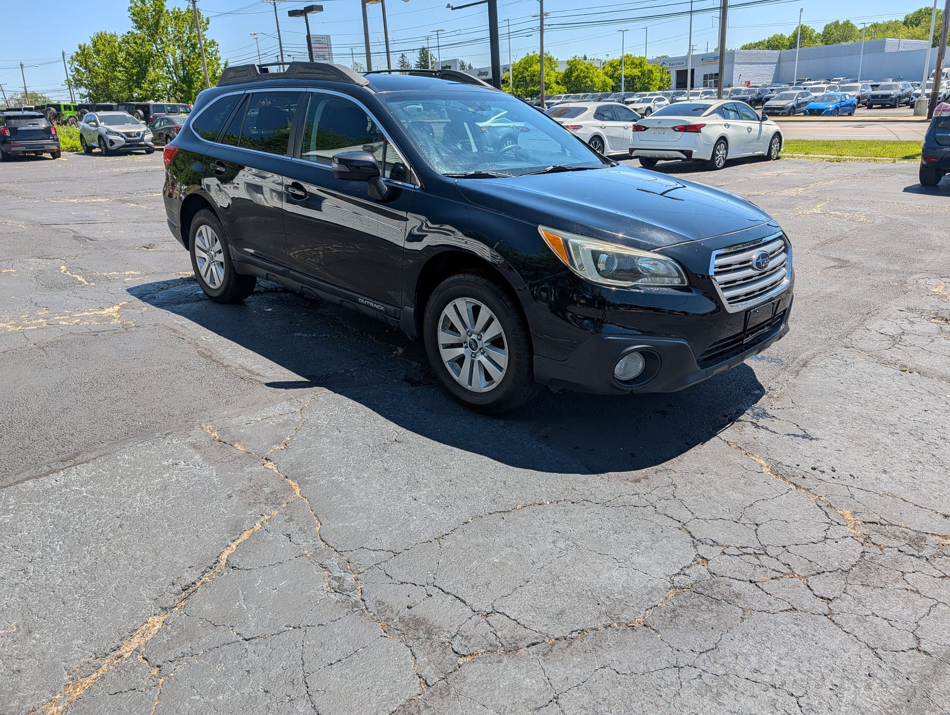 2015 SUBARU OUTBACK - Gallery Image