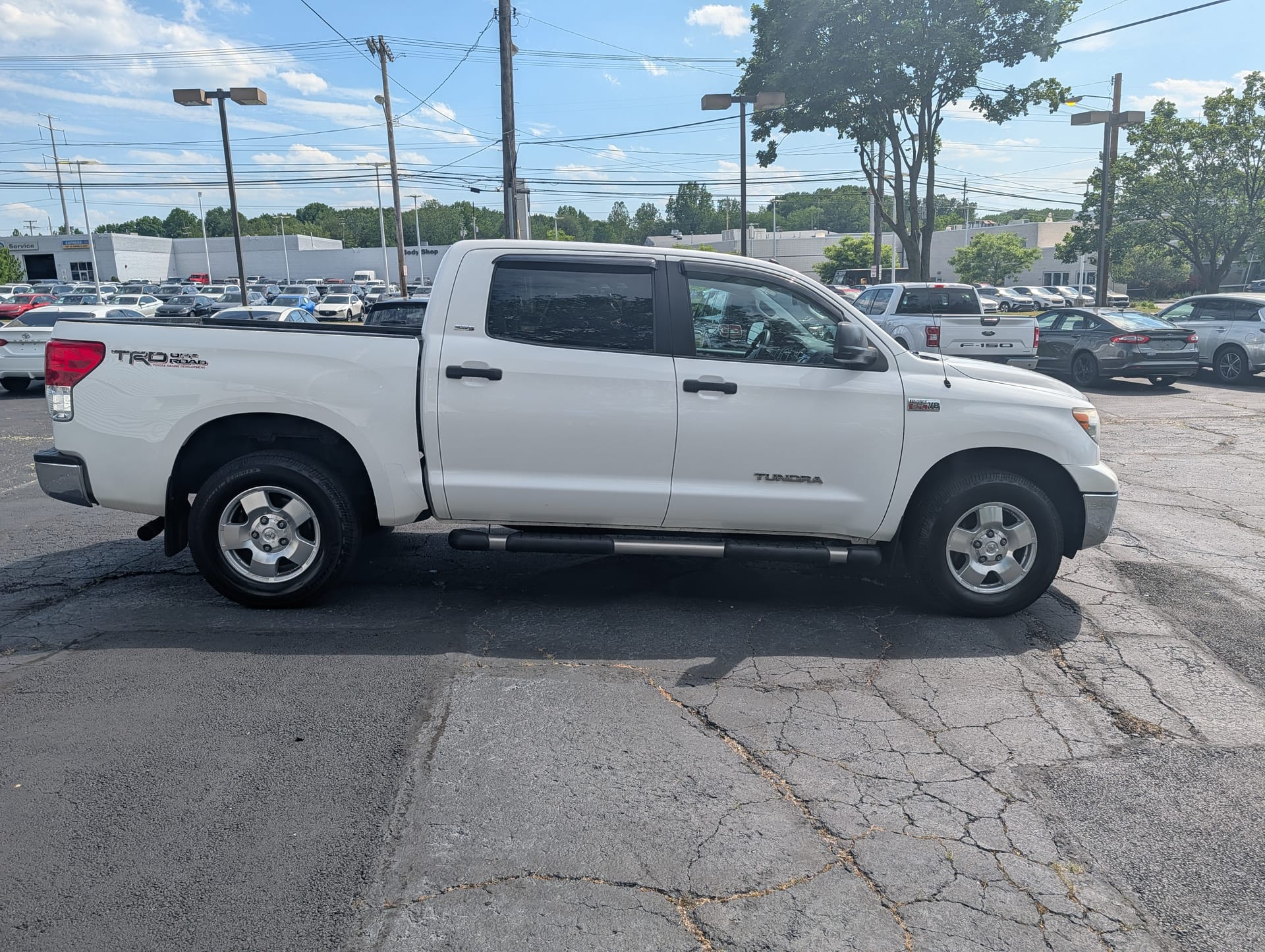 2012 TOYOTA TUNDRA - Gallery Image