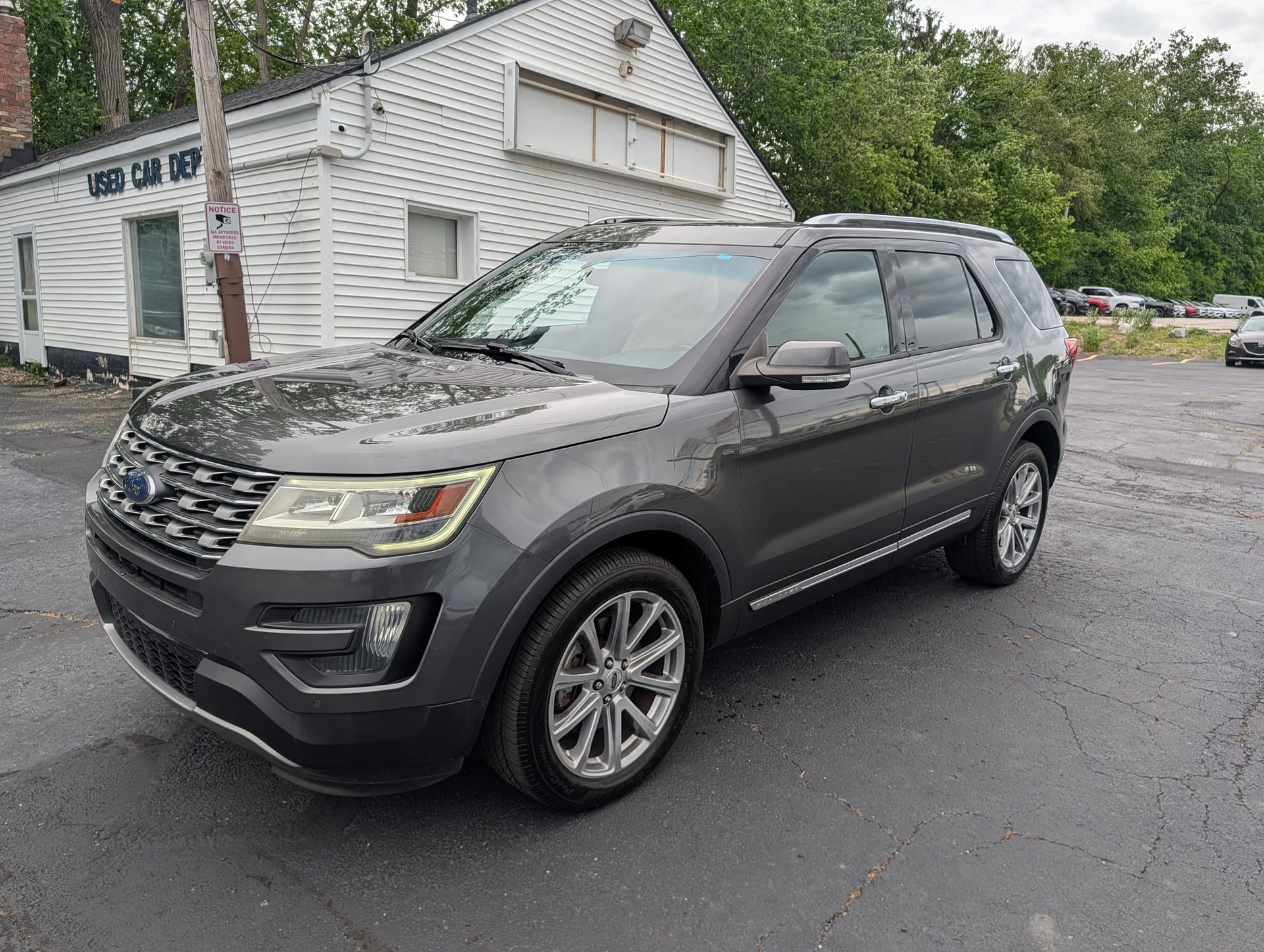 2016 FORD EXPLORER - Gallery Image