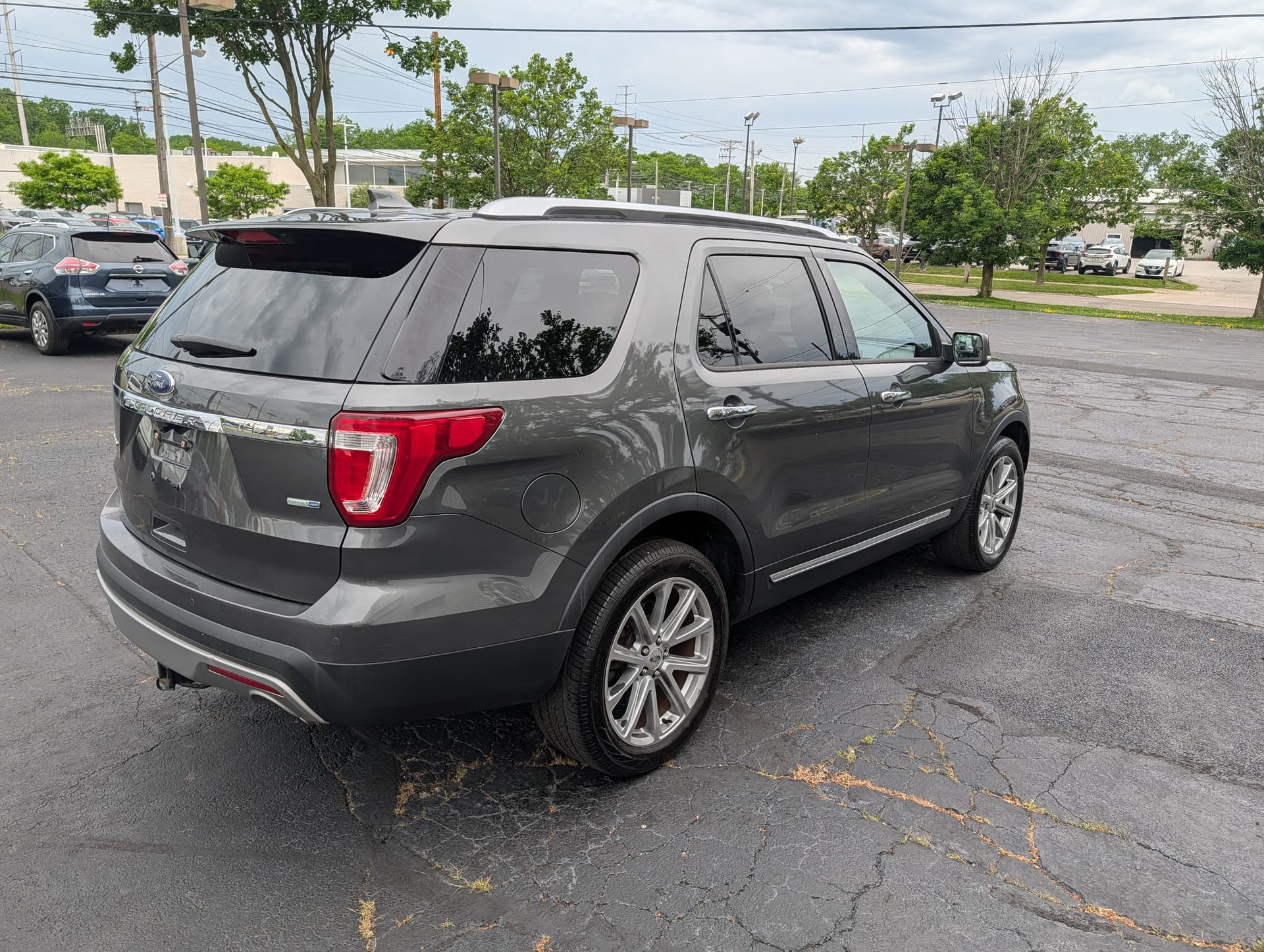 2016 FORD EXPLORER - Gallery Image