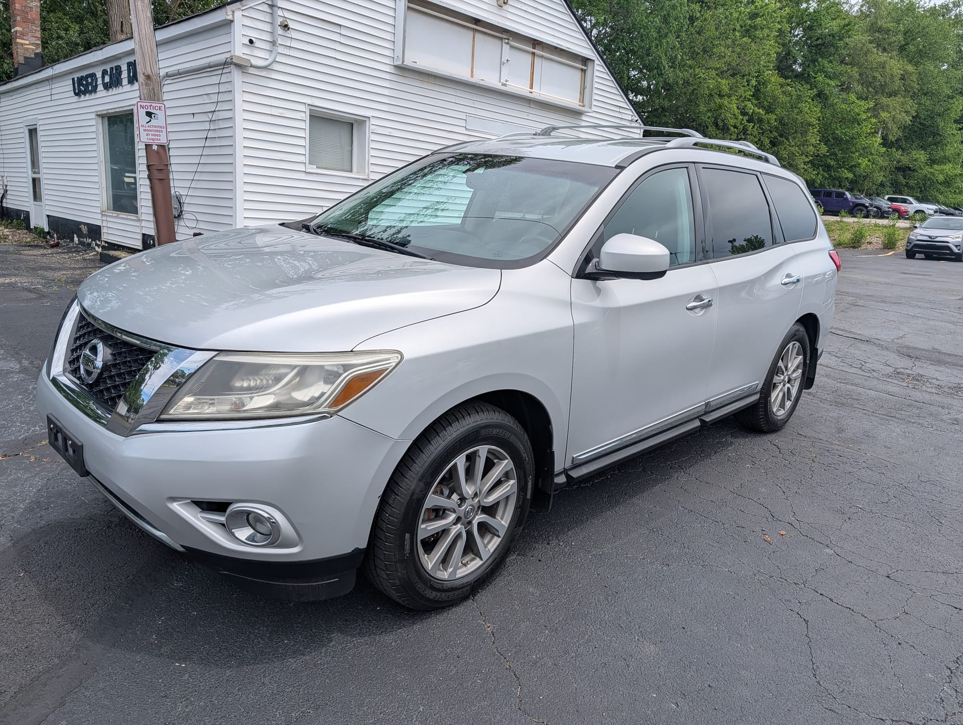 2015 NISSAN PATHFINDER - Gallery Image