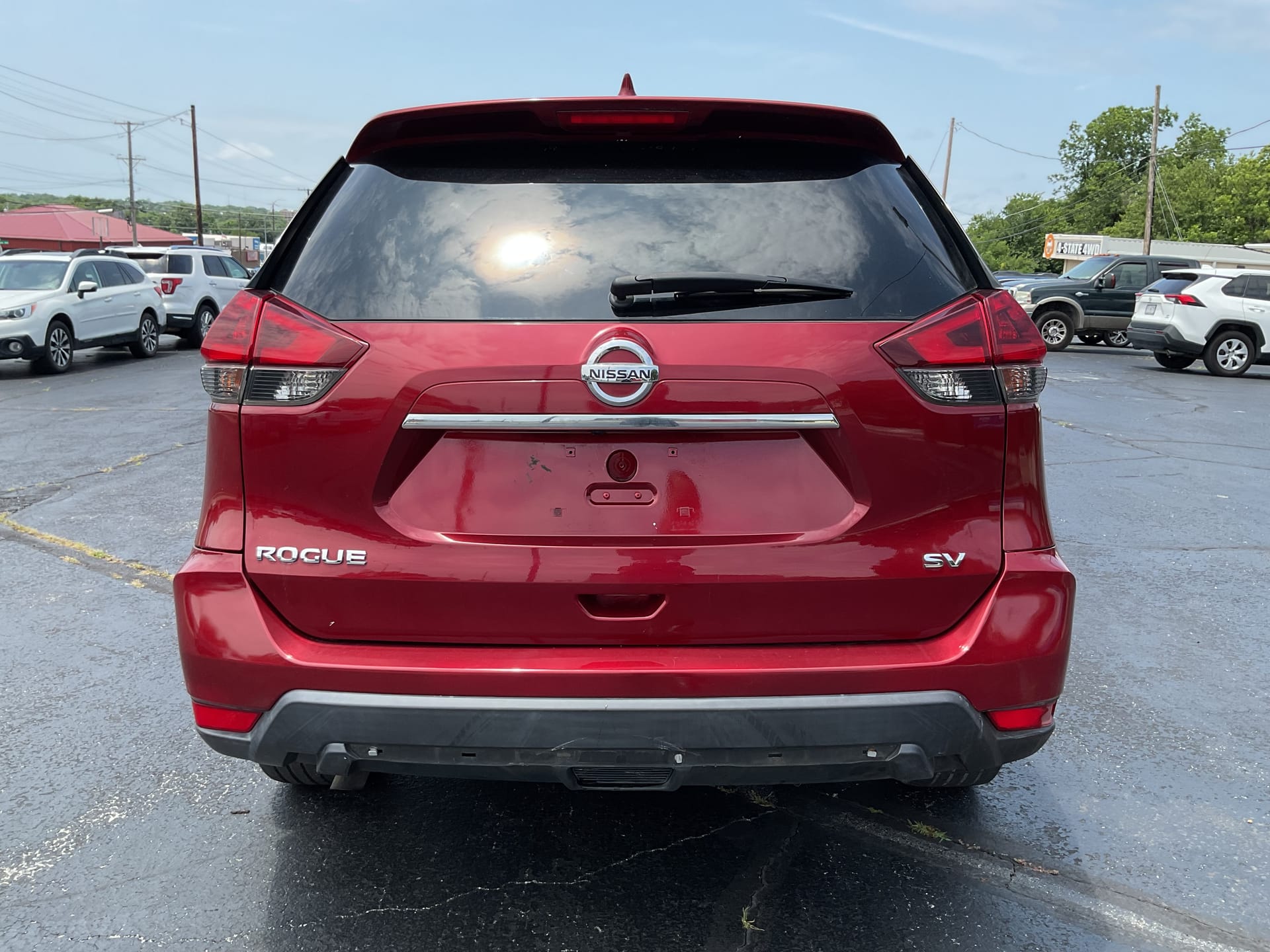 2018 NISSAN ROGUE - Gallery Image