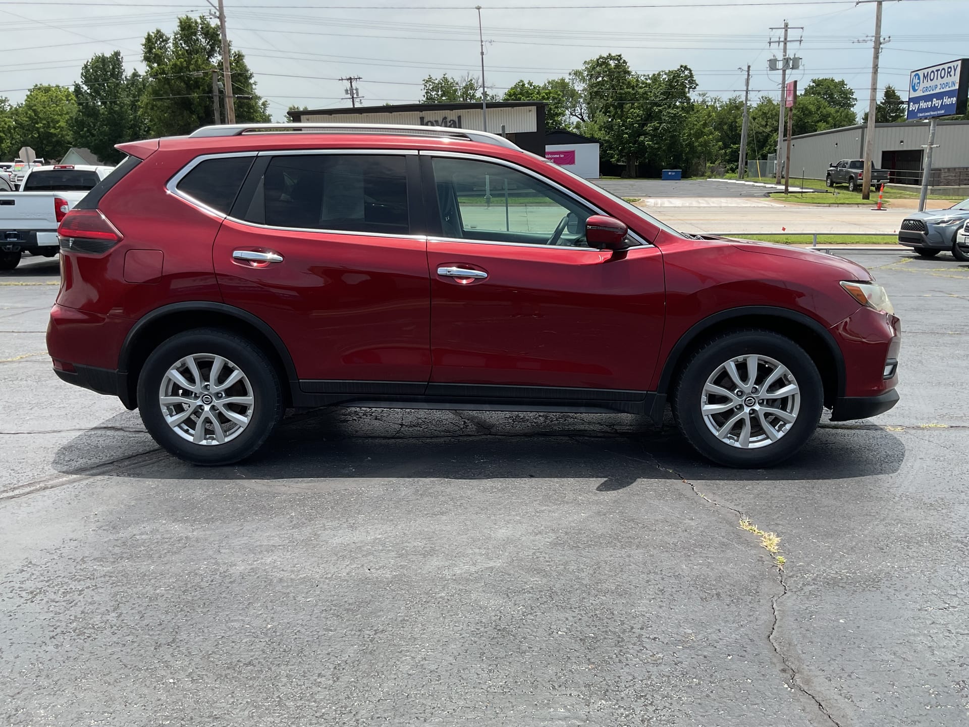 2018 NISSAN ROGUE - Gallery Image