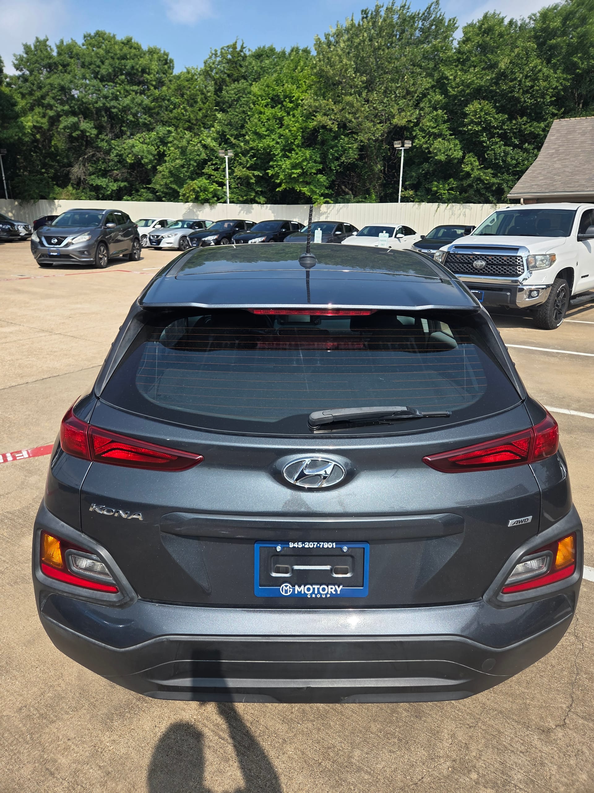 2021 HYUNDAI KONA - Gallery Image