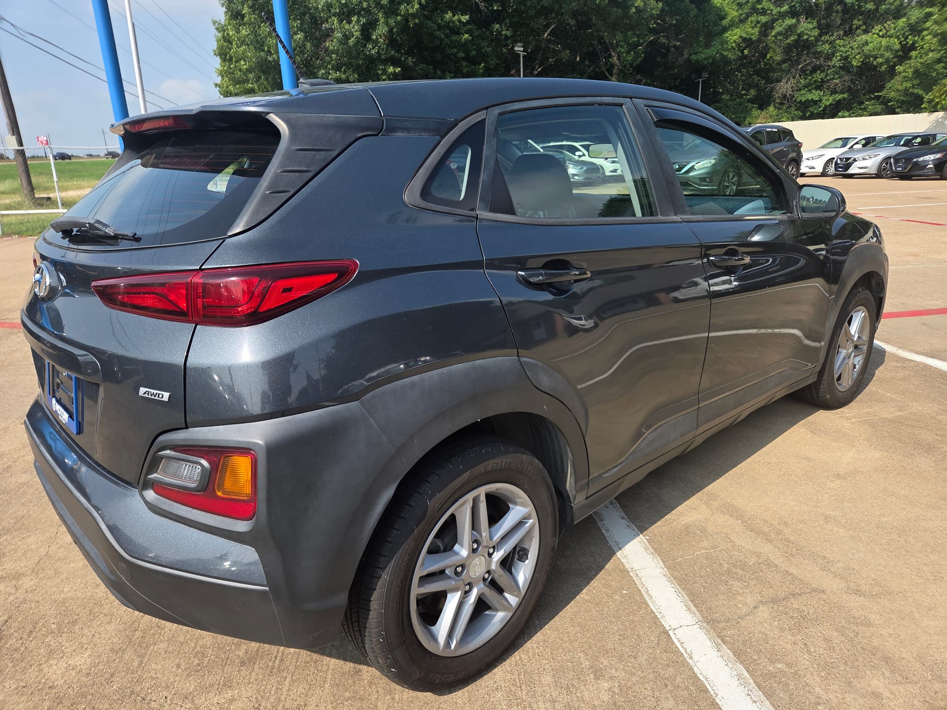 2021 HYUNDAI KONA - Gallery Image