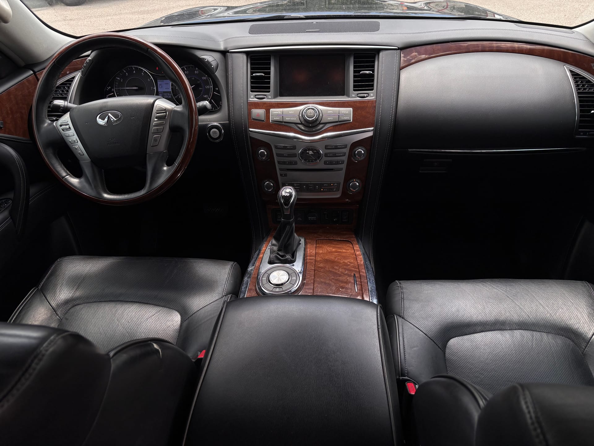 2018 INFINITI QX80 - Gallery Image