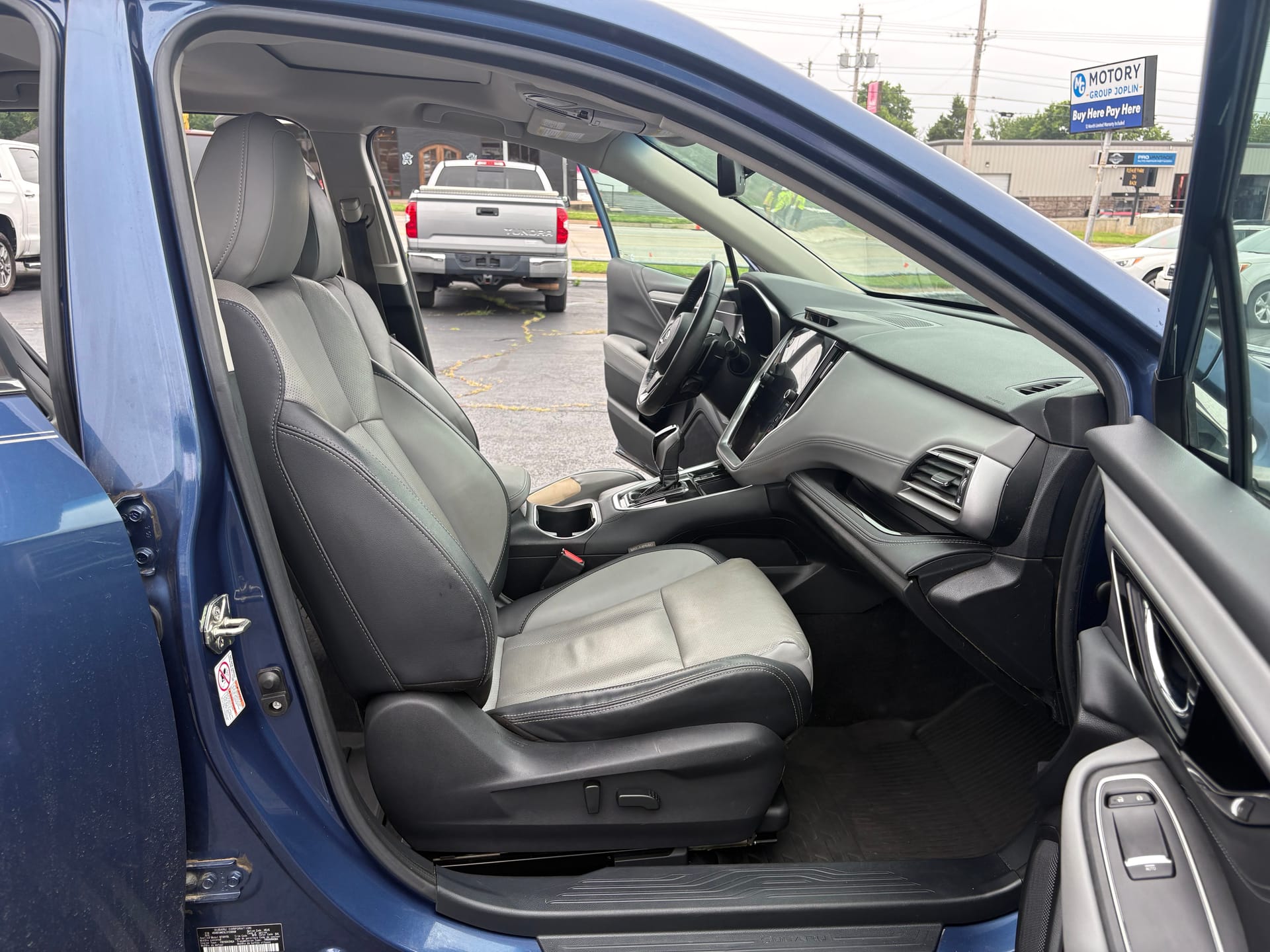 2020 SUBARU OUTBACK - Gallery Image