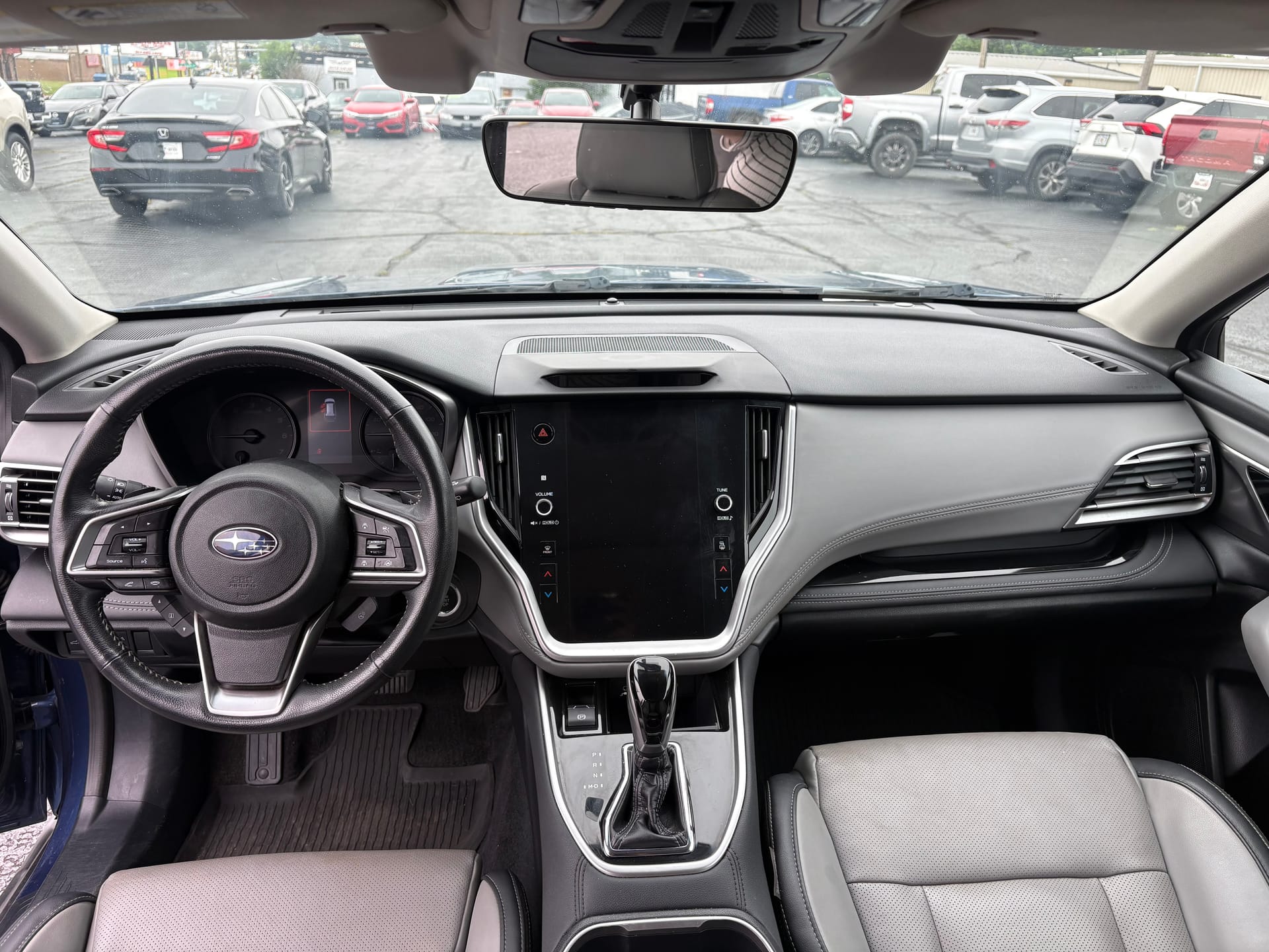 2020 SUBARU OUTBACK - Gallery Image
