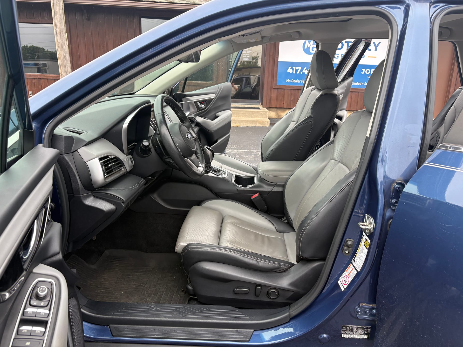 2020 SUBARU OUTBACK - Gallery Image