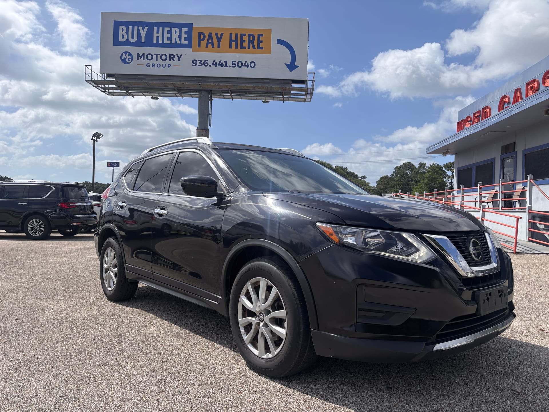 2018 NISSAN ROGUE - Gallery Image