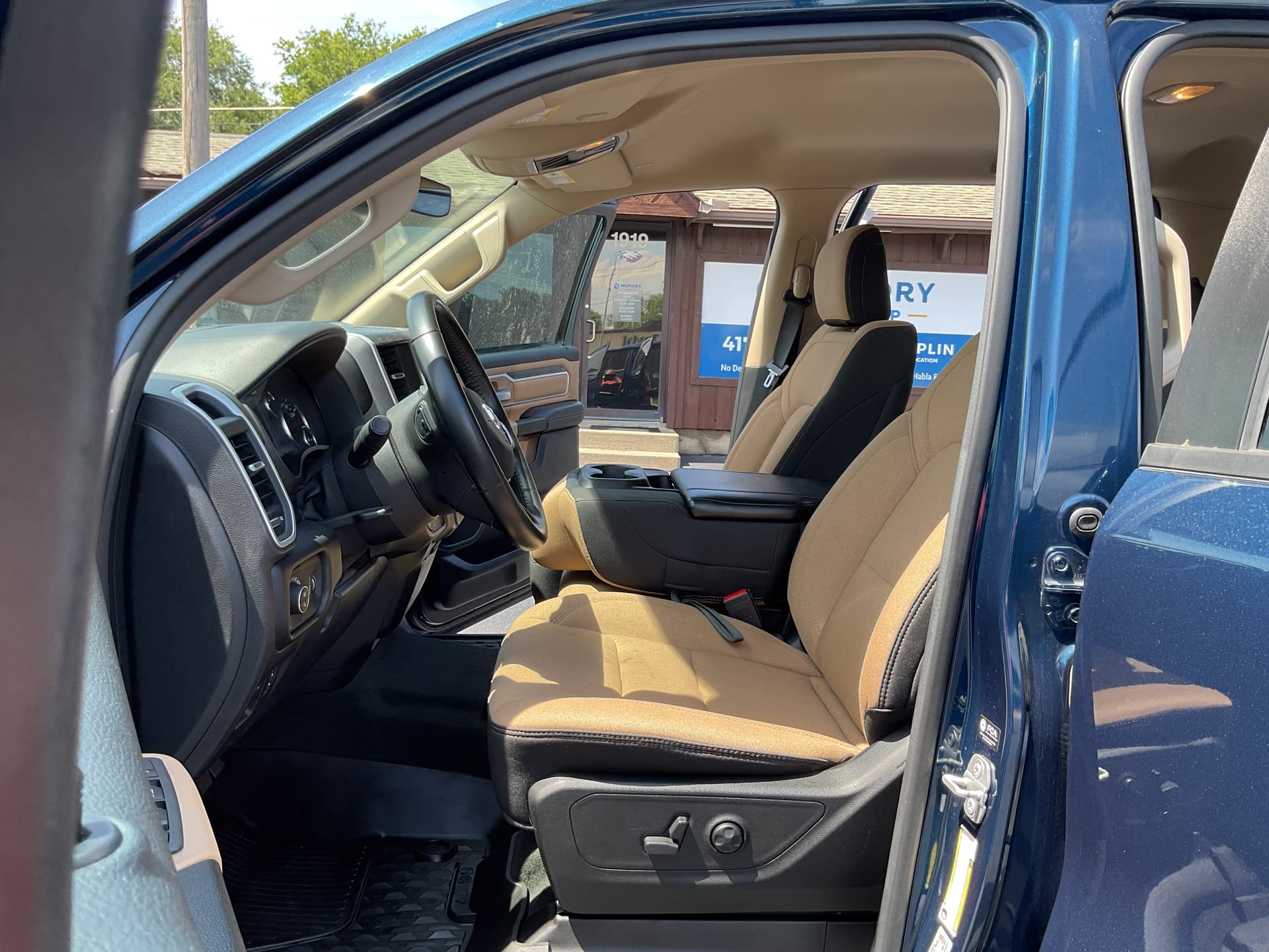 2021 RAM 1500 - Gallery Image