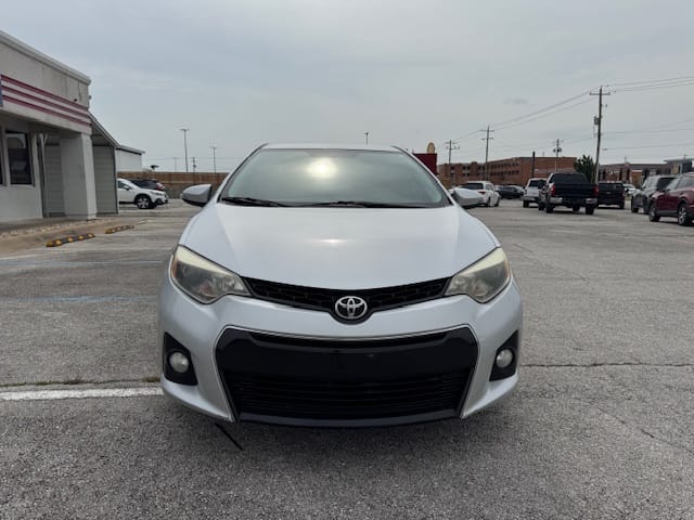 2015 TOYOTA COROLLA - Gallery Image